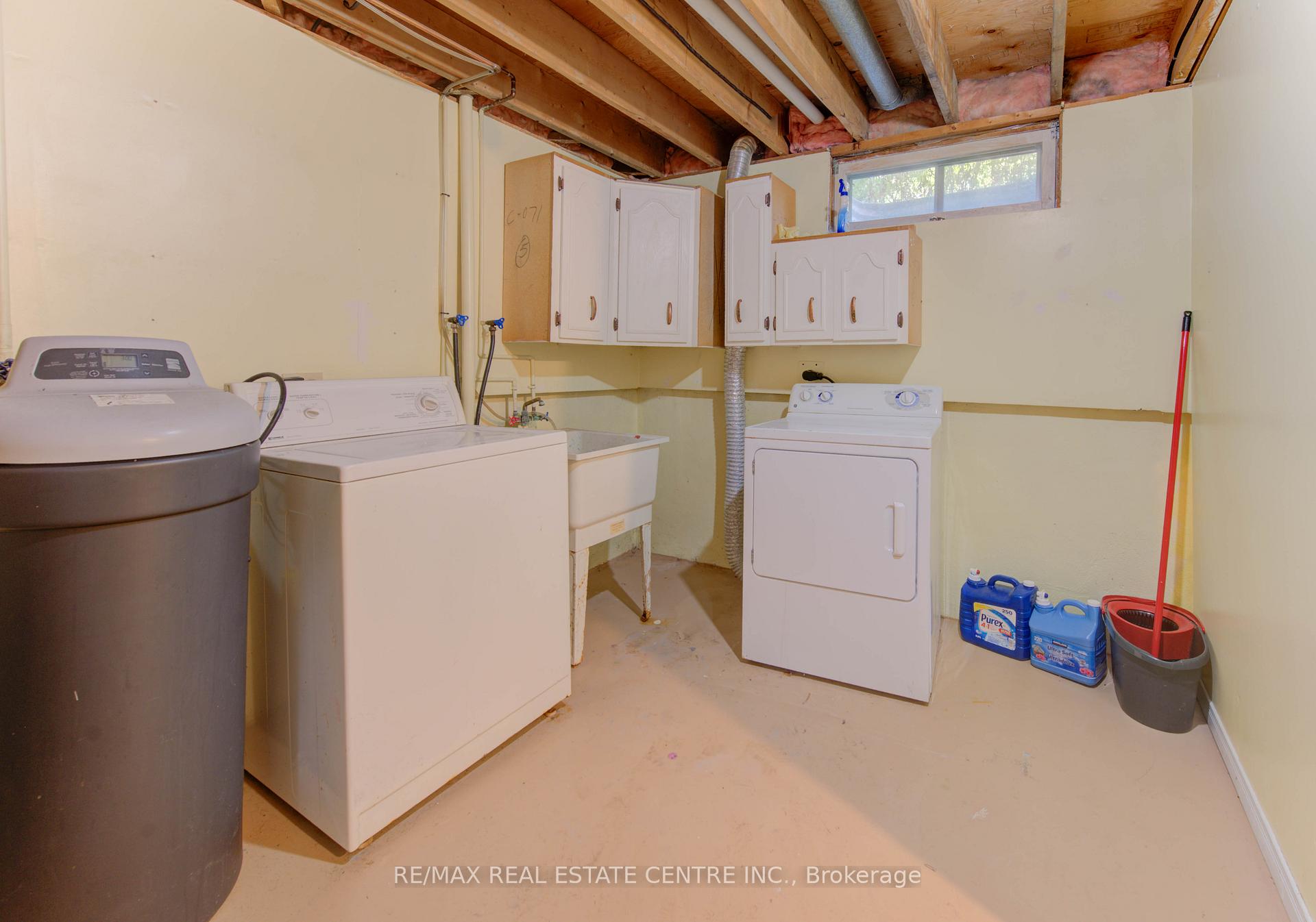 Photo 33 of 148 Driftwood Drive, Kitchener — HOMEH