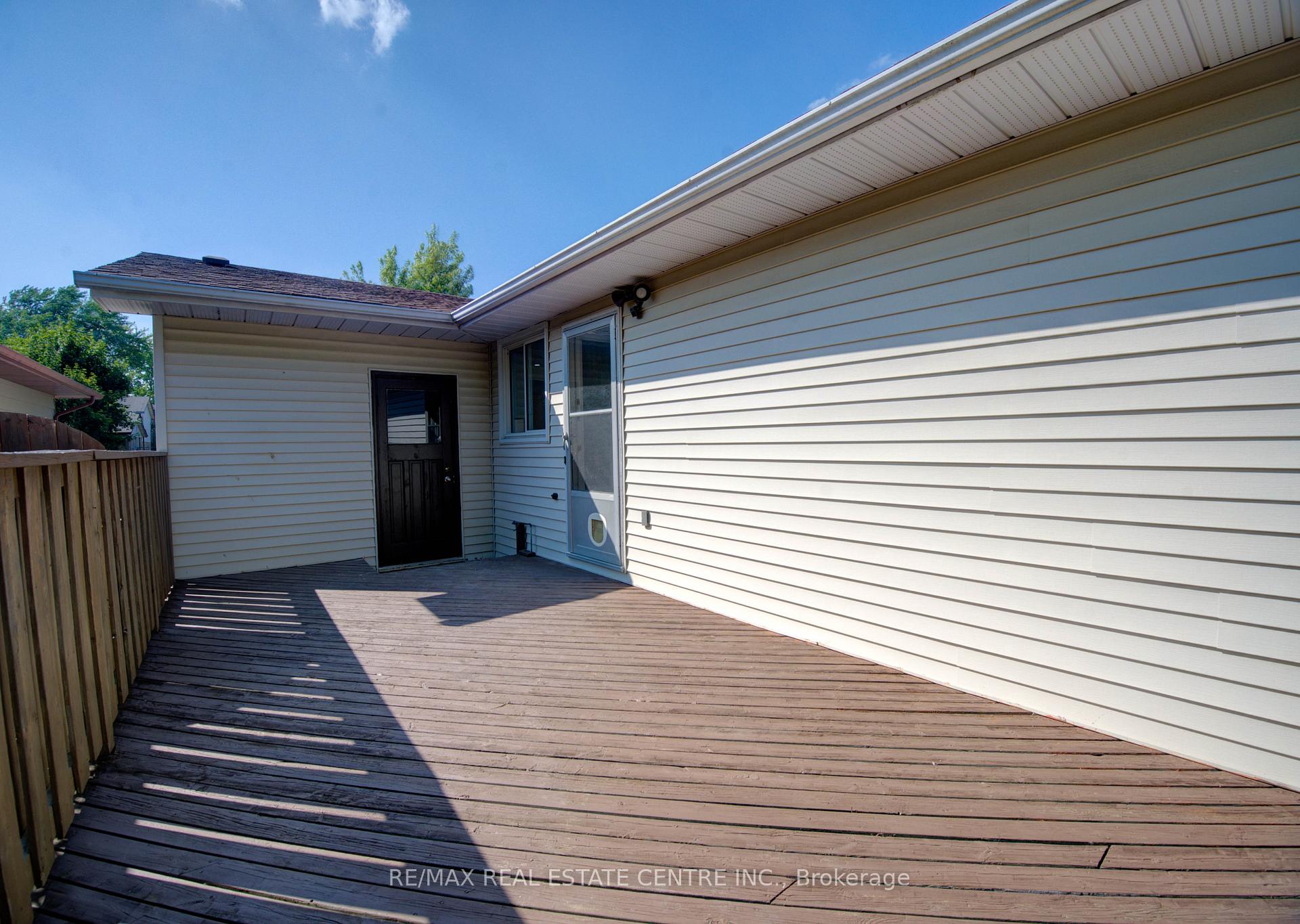 Photo 35 of 148 Driftwood Drive, Kitchener — HOMEH