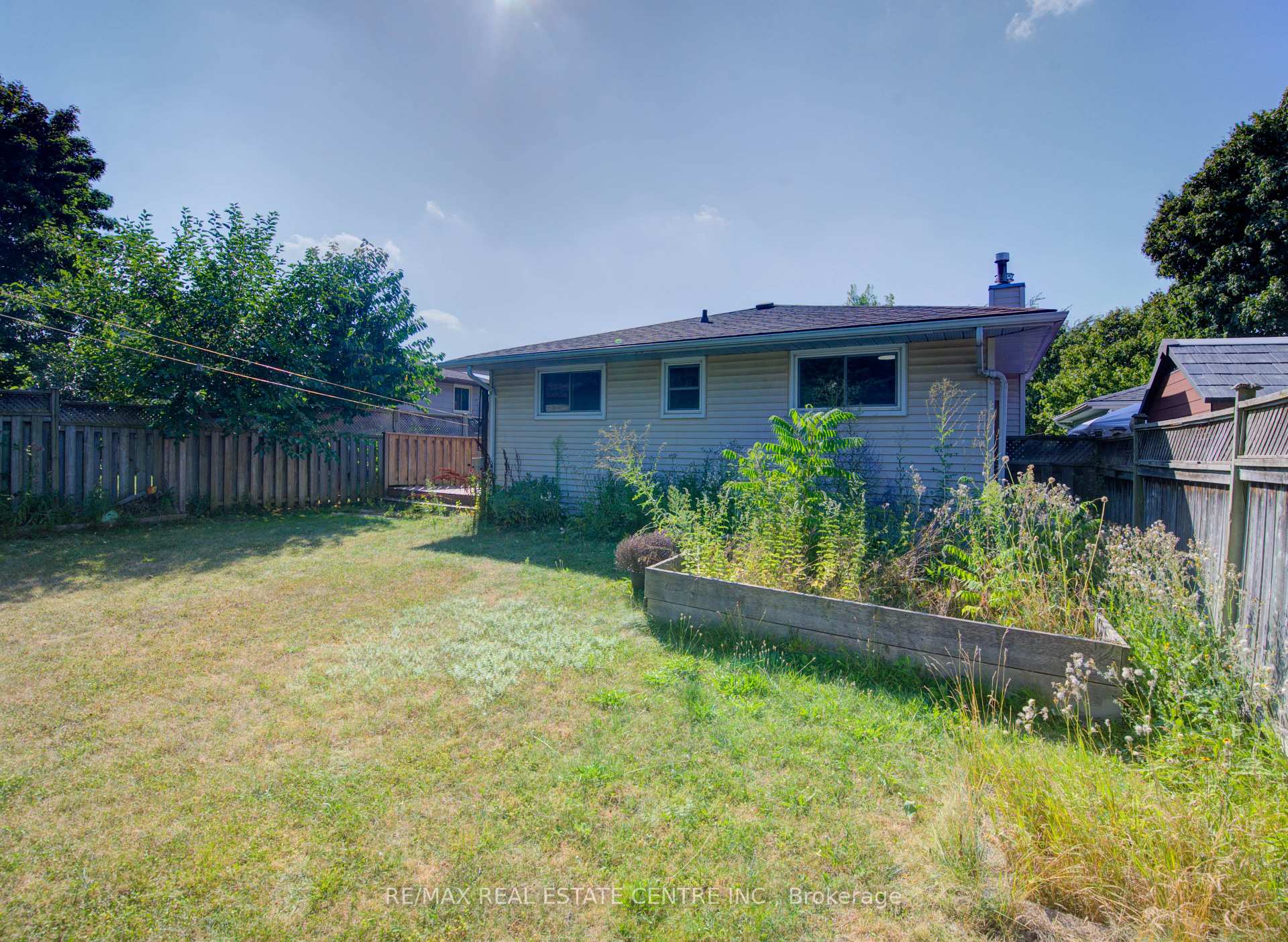 Photo 39 of 148 Driftwood Drive, Kitchener — HOMEH