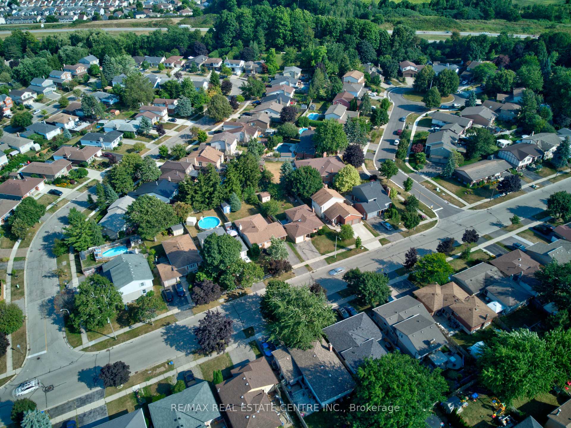 Photo 44 of 148 Driftwood Drive, Kitchener — HOMEH