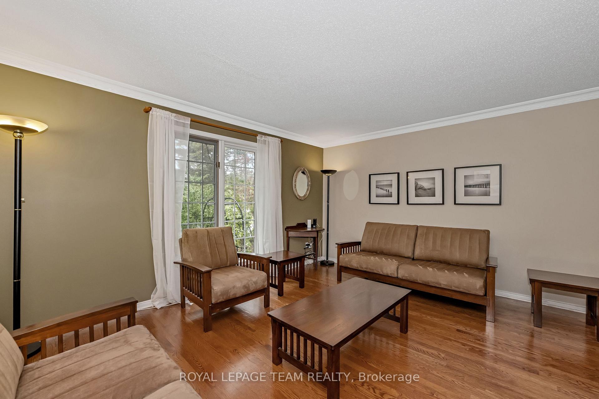 Photo 7 of 15 Sherring Crescent, Ottawa, Kanata - Kanata Lakes/Heritage Hills — HOMEH