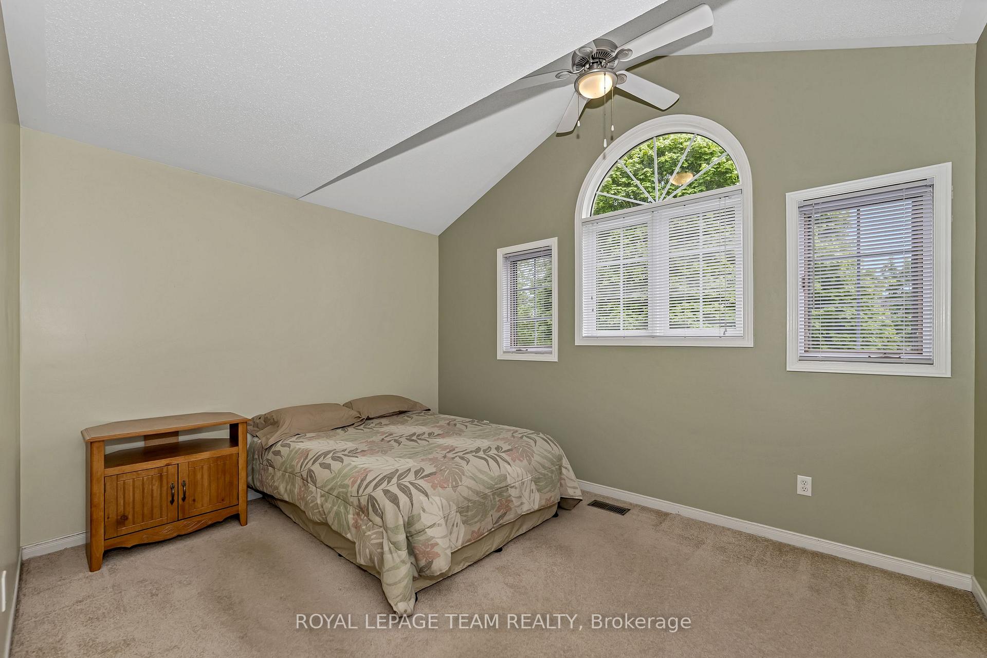 Photo 22 of 15 Sherring Crescent, Ottawa, Kanata - Kanata Lakes/Heritage Hills — HOMEH
