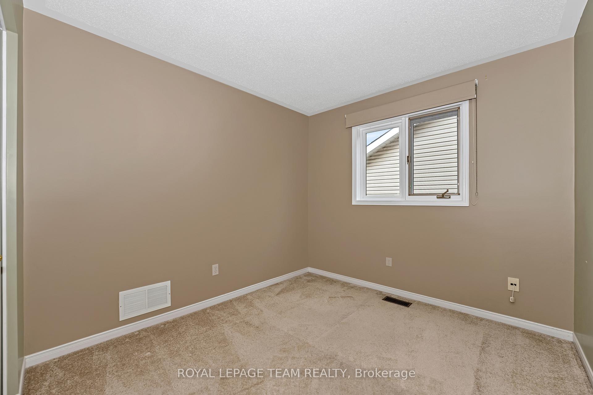 Photo 23 of 15 Sherring Crescent, Ottawa, Kanata - Kanata Lakes/Heritage Hills — HOMEH