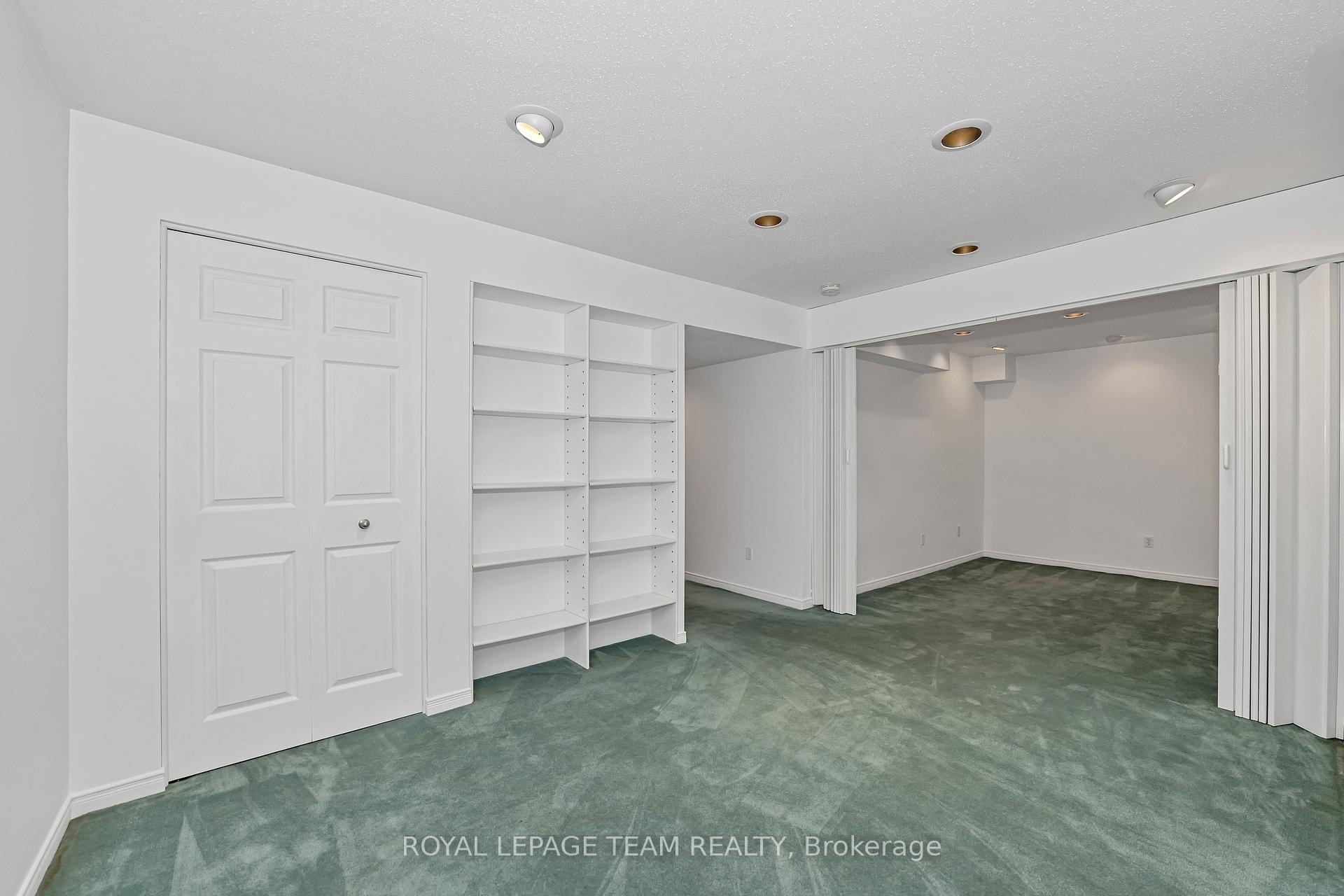 Photo 30 of 15 Sherring Crescent, Ottawa, Kanata - Kanata Lakes/Heritage Hills — HOMEH