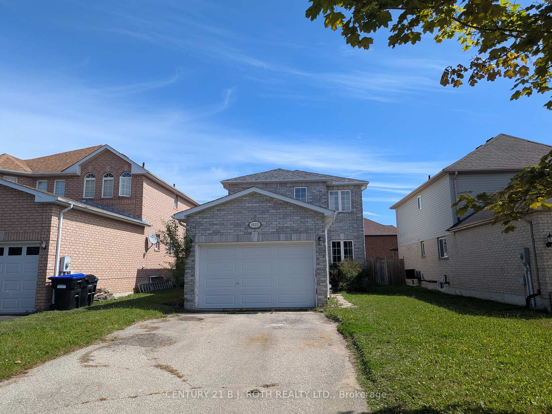 Photo 2 of 1122 Kensington Street, Innisfil, Alcona — HOMEH