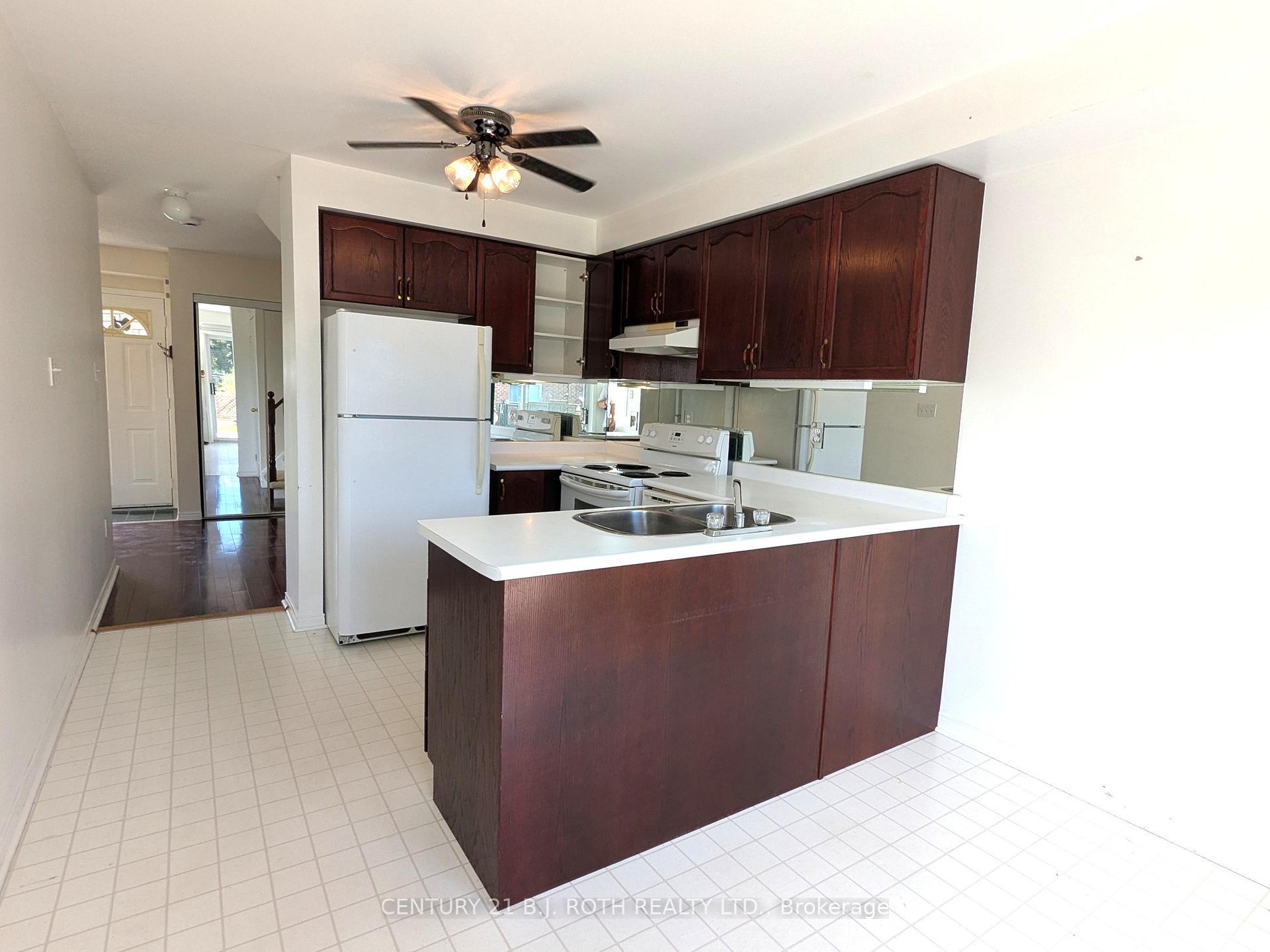 Photo 8 of 1122 Kensington Street, Innisfil, Alcona — HOMEH