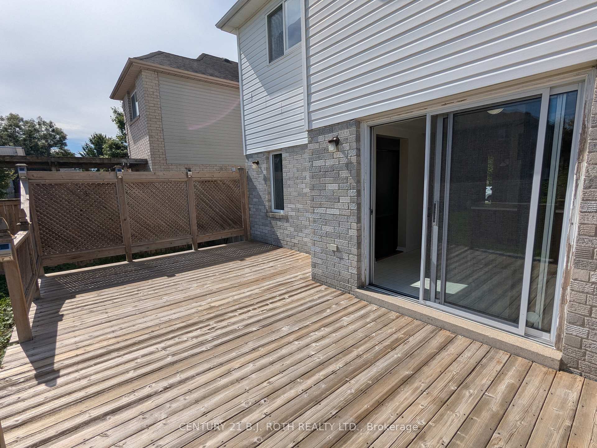 Photo 11 of 1122 Kensington Street, Innisfil, Alcona — HOMEH
