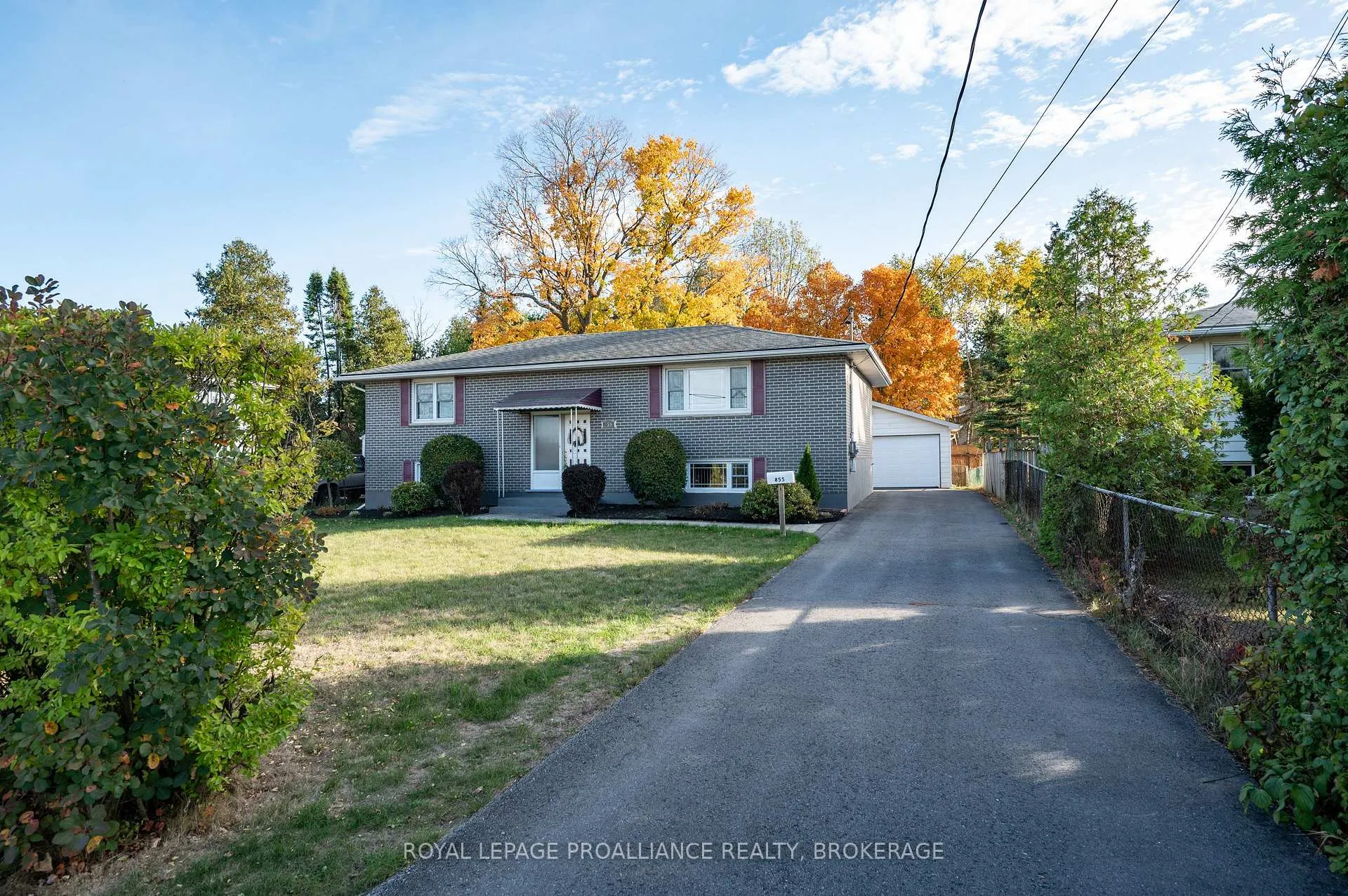 Front of 855 Woodbine Road