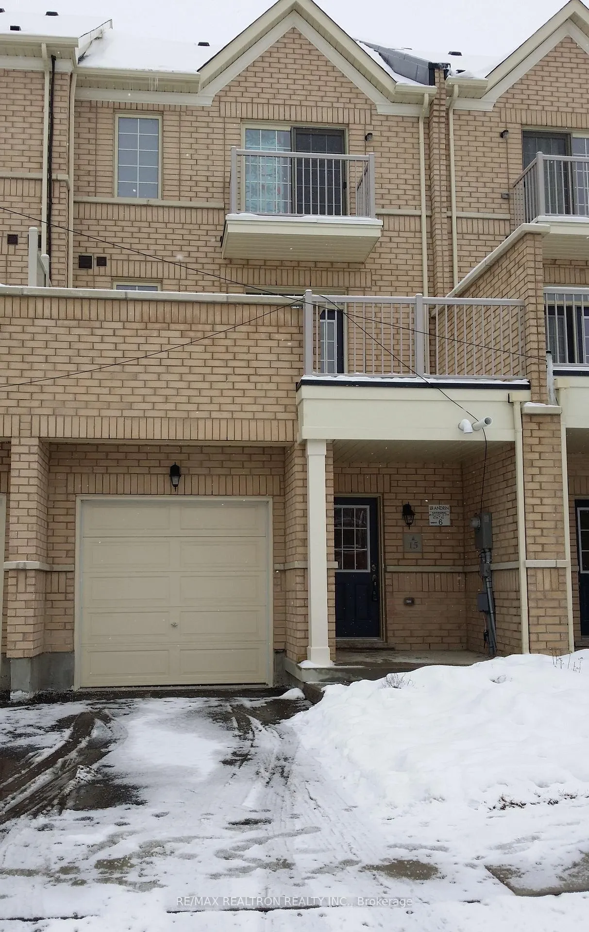 Photo 1 of 15 Cathedral High Street, Markham, Cathedraltown — HOMEH
