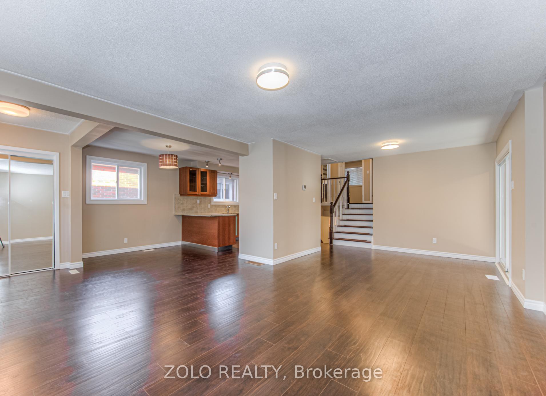 Photo 4 of 6 Dayman Court, Kitchener, Westmount - Kitchener — HOMEH