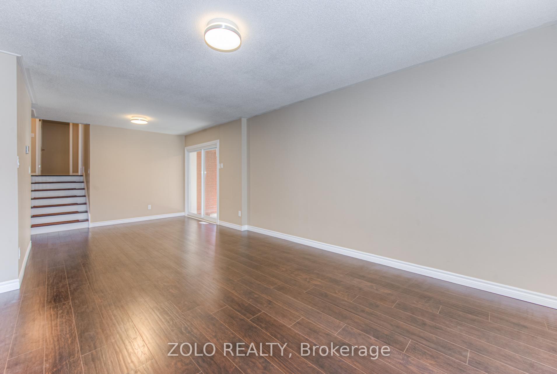 Photo 5 of 6 Dayman Court, Kitchener, Westmount - Kitchener — HOMEH