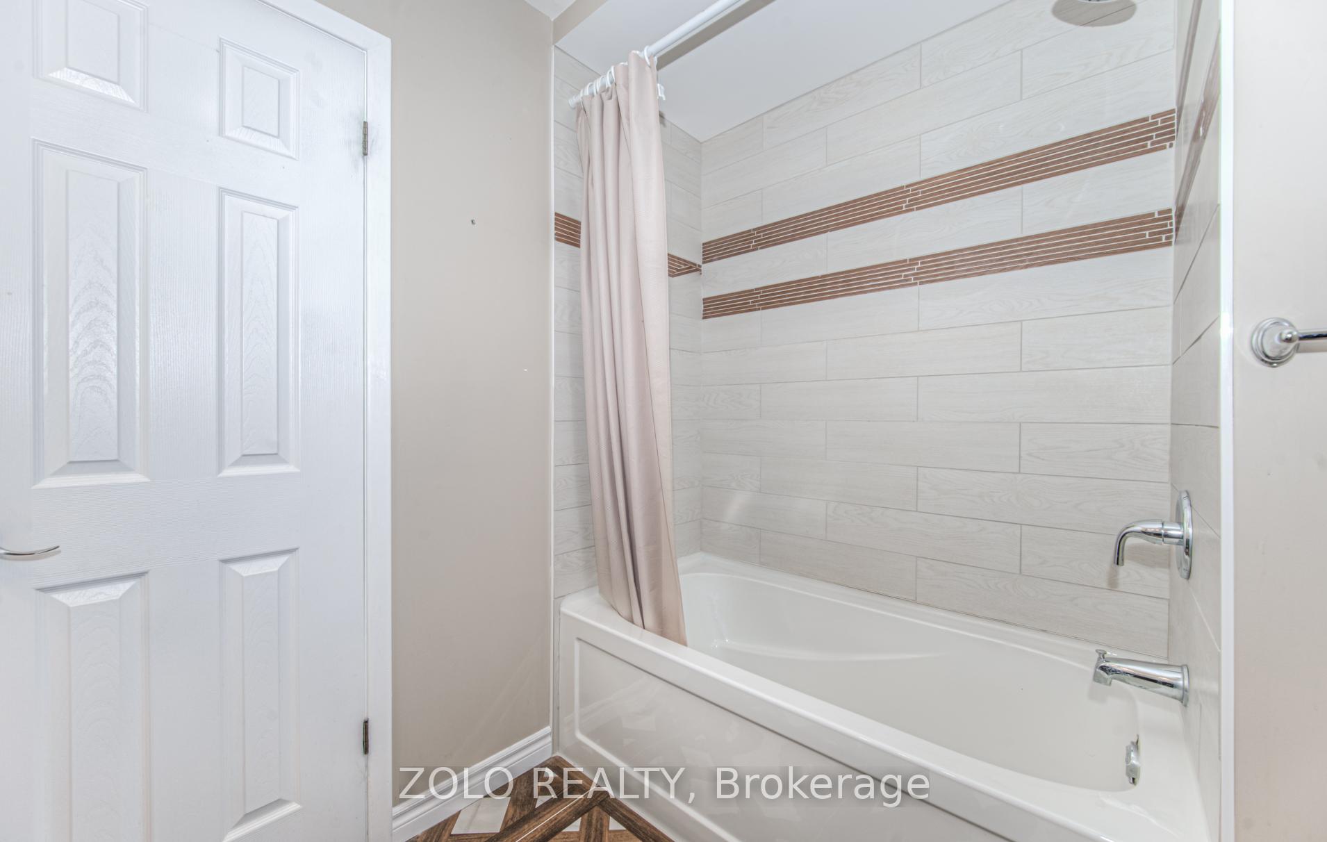 Photo 17 of 6 Dayman Court, Kitchener, Westmount - Kitchener — HOMEH