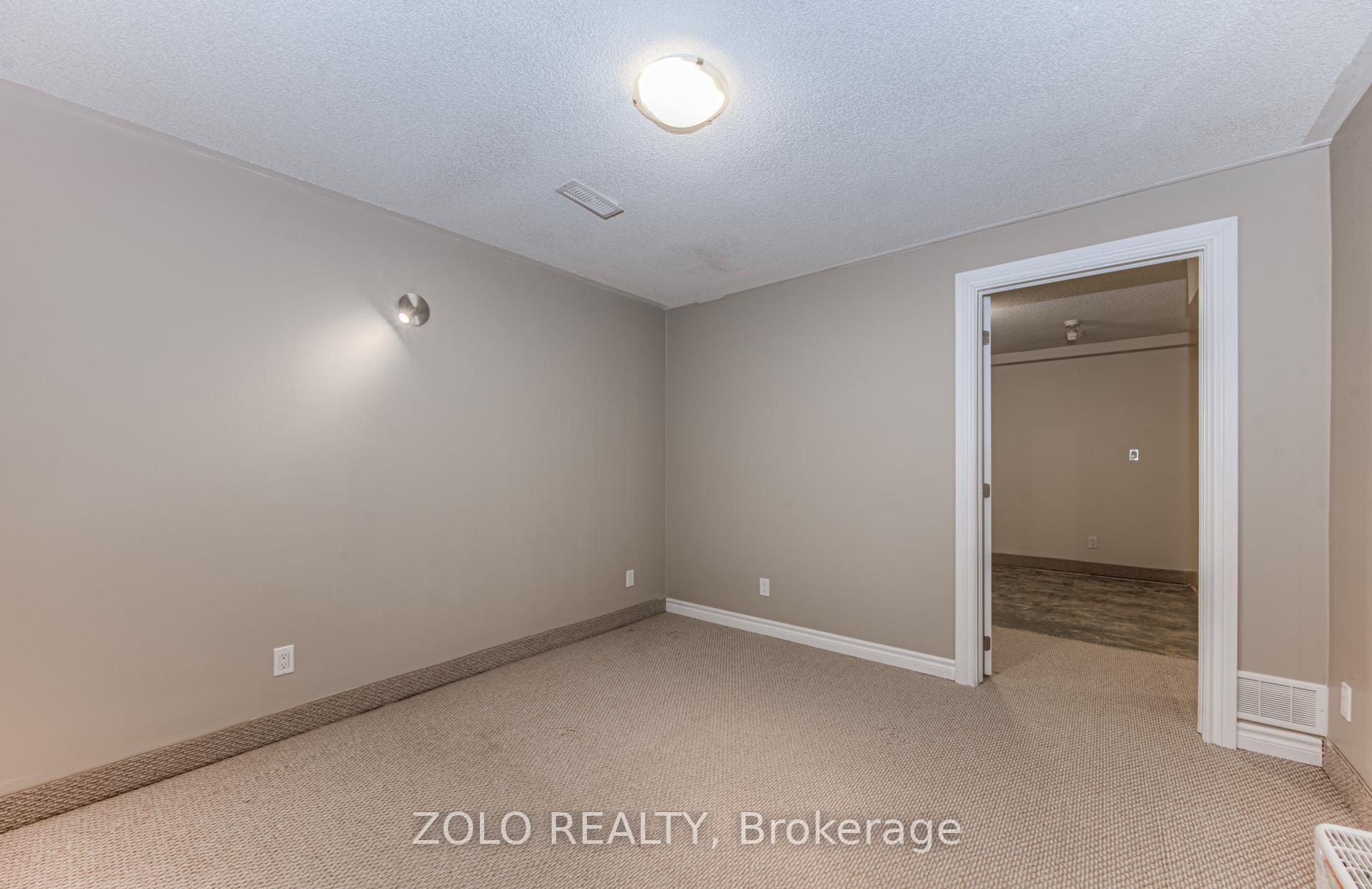 Photo 24 of 6 Dayman Court, Kitchener, Westmount - Kitchener — HOMEH
