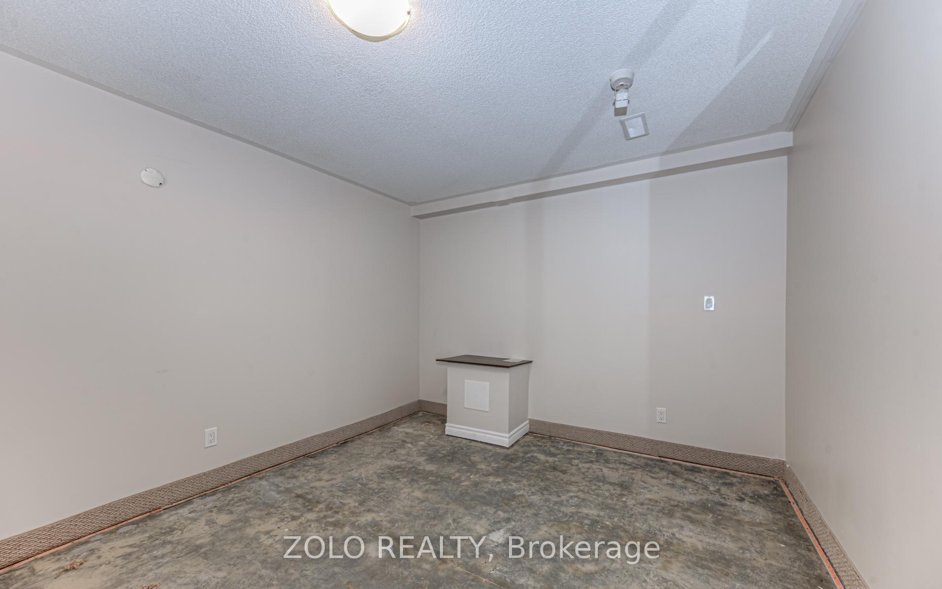 Photo 25 of 6 Dayman Court, Kitchener, Westmount - Kitchener — HOMEH