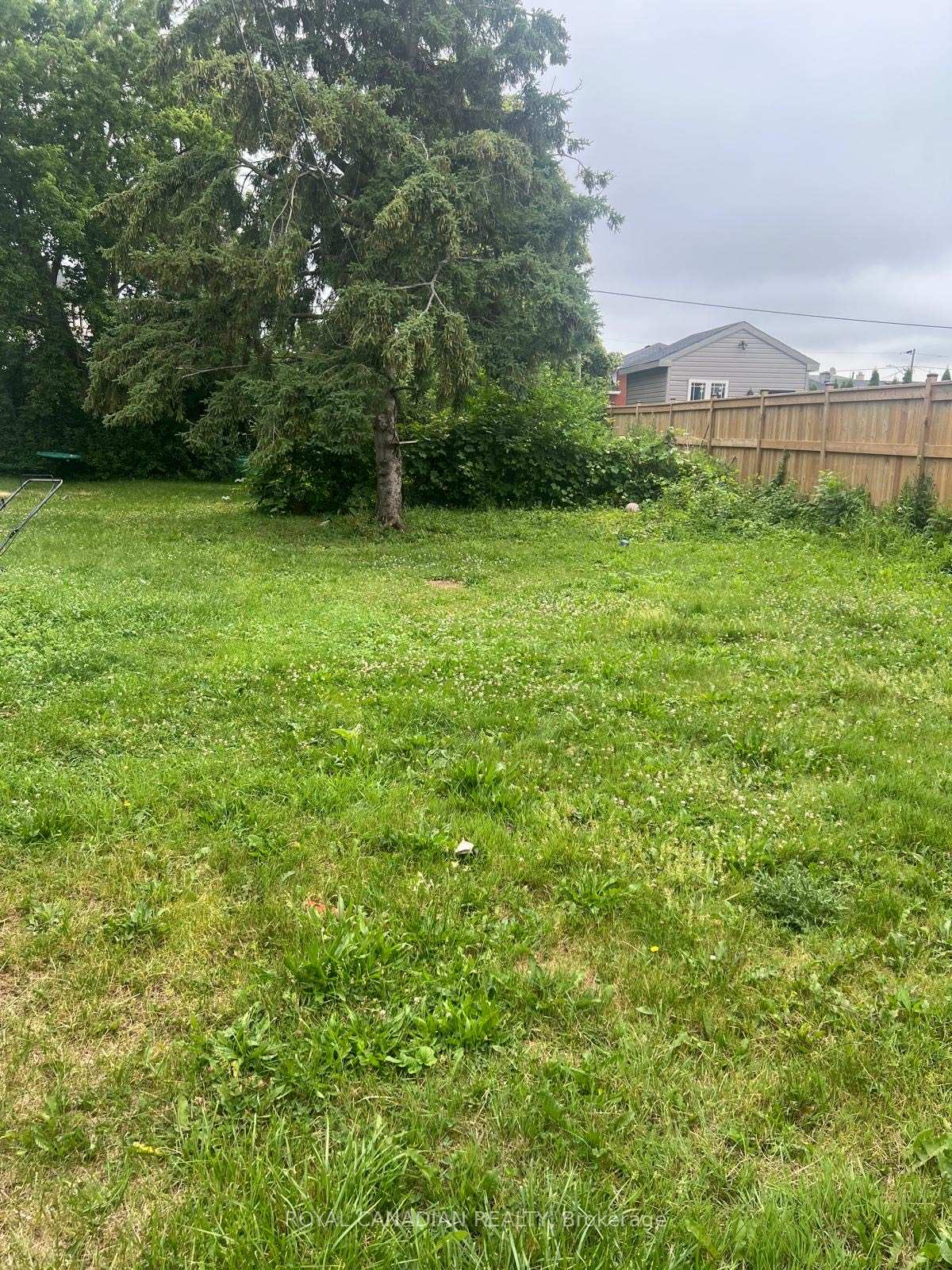 Photo 9 of 276 Dewitt Road, Hamilton, Stoney Creek — HOMEH