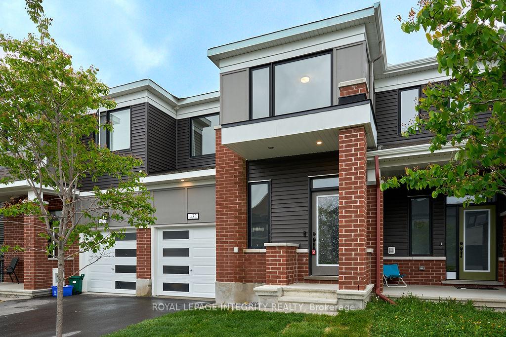 Photo 2 of 432 Cope Drive, Ottawa, Kanata - Emerald Meadows/Trailwest — HOMEH