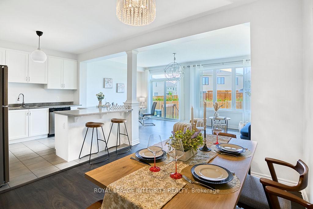 Photo 10 of 432 Cope Drive, Ottawa, Kanata - Emerald Meadows/Trailwest — HOMEH