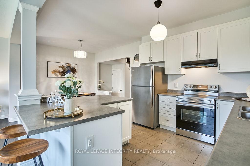 Photo 11 of 432 Cope Drive, Ottawa, Kanata - Emerald Meadows/Trailwest — HOMEH