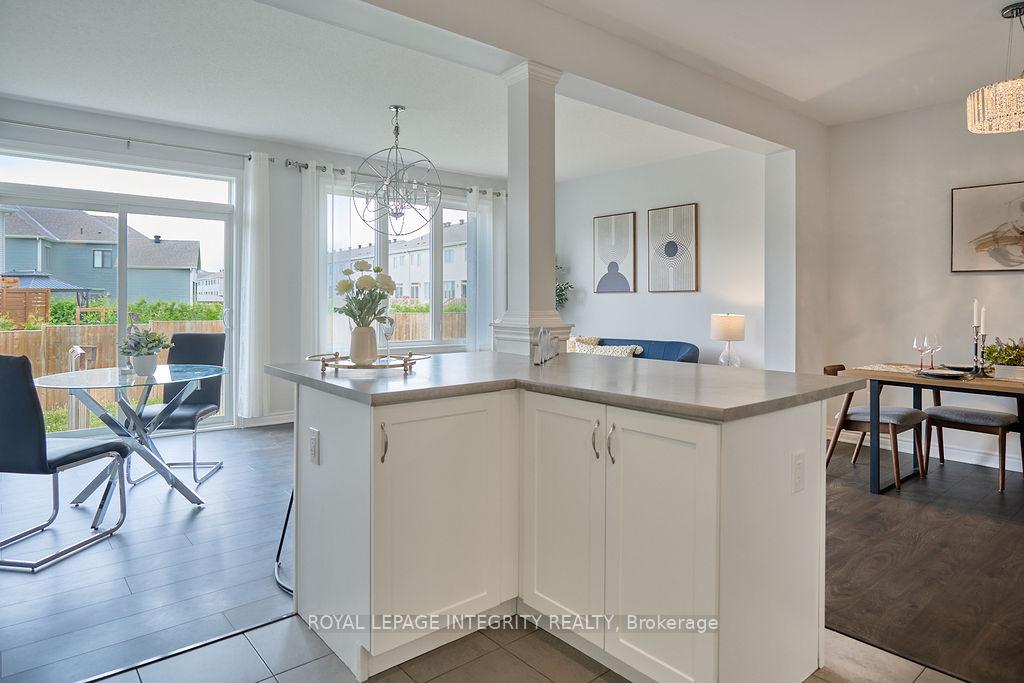 Photo 12 of 432 Cope Drive, Ottawa, Kanata - Emerald Meadows/Trailwest — HOMEH