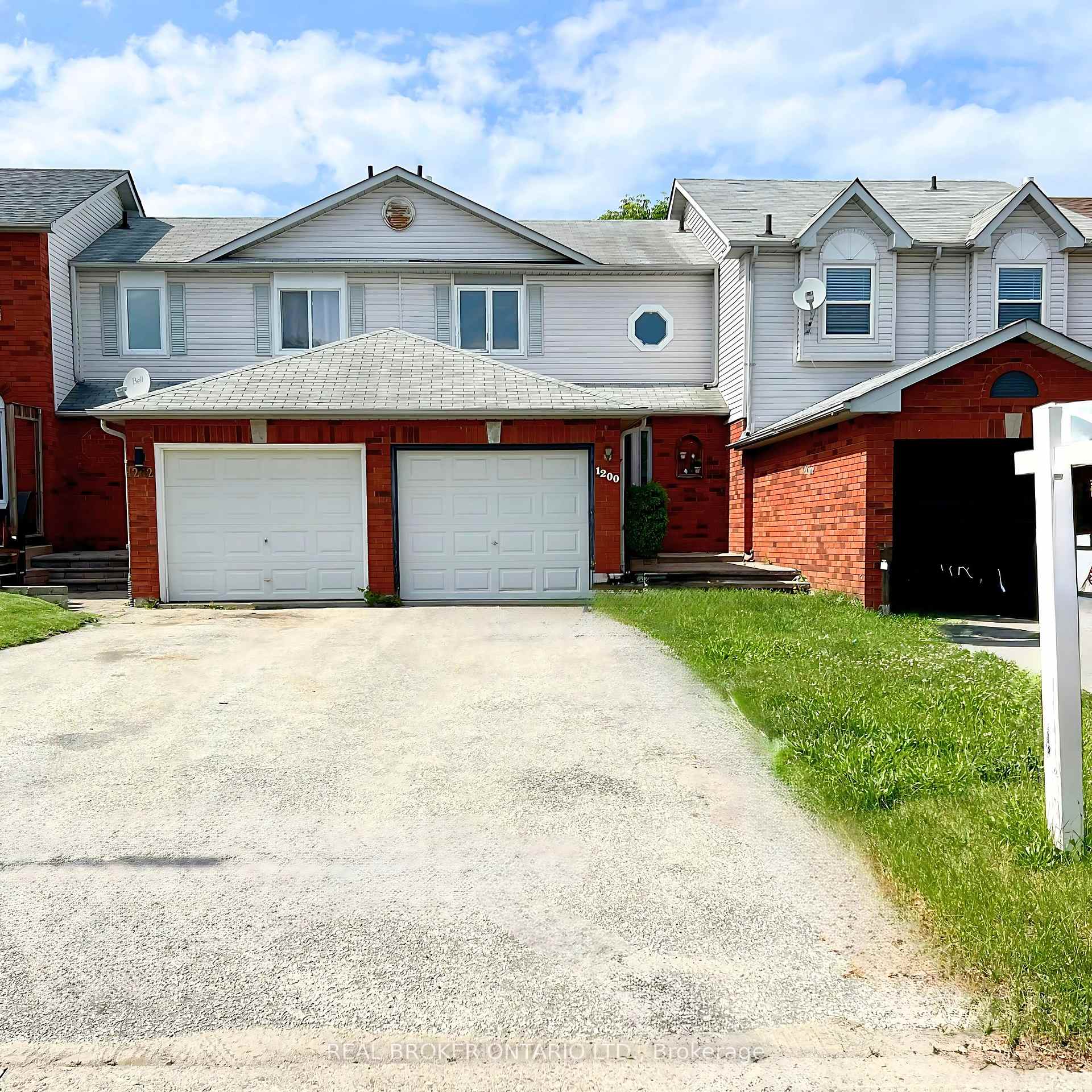 Front of 1200 Inniswood Street