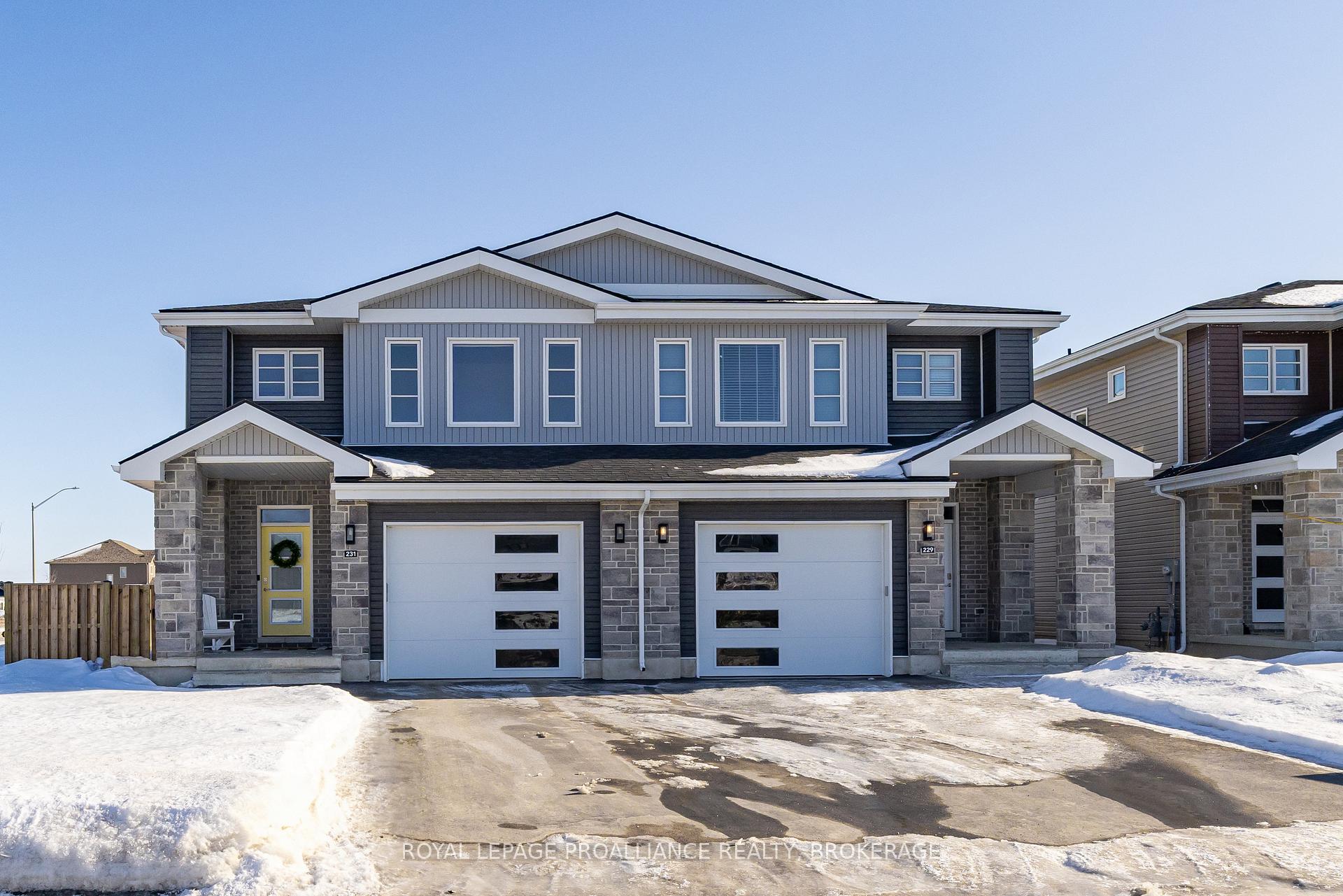 Photo 3 of 231 Superior Drive, Loyalist, Amherstview — HOMEH