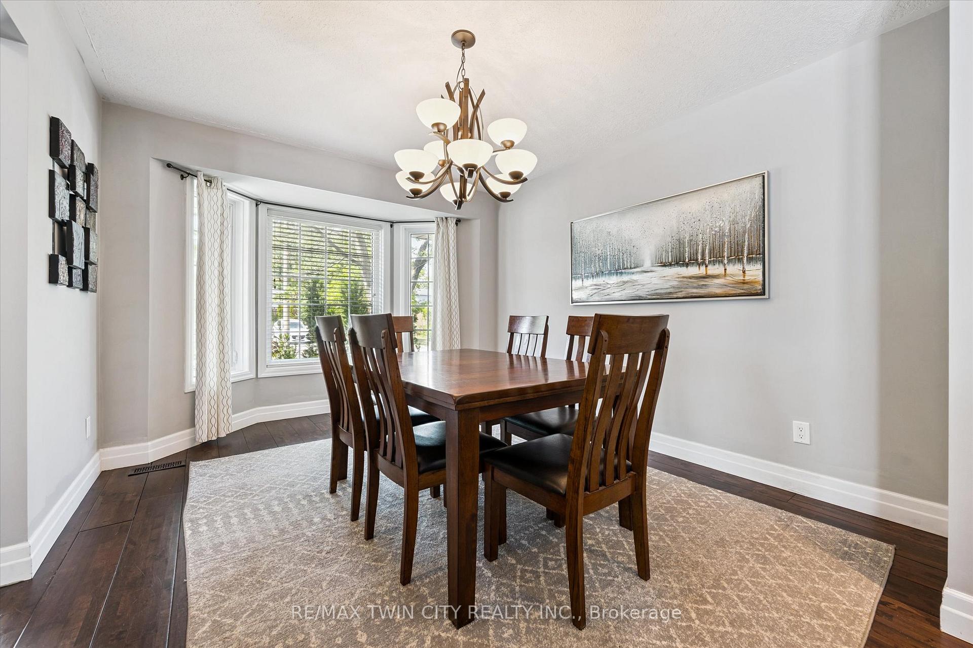 Photo 6 of 411 Bankside Crescent, Kitchener — HOMEH