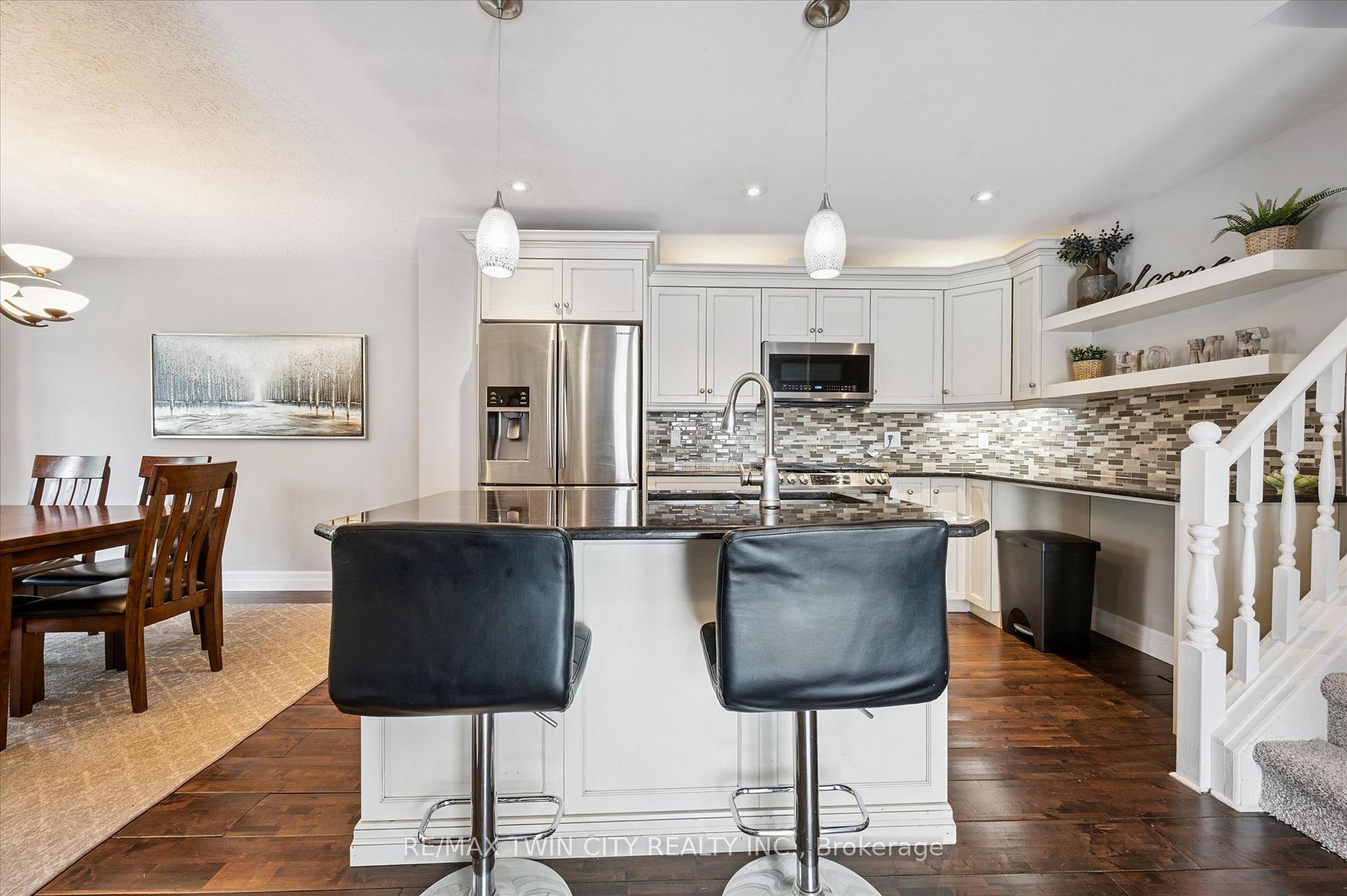 Photo 8 of 411 Bankside Crescent, Kitchener — HOMEH