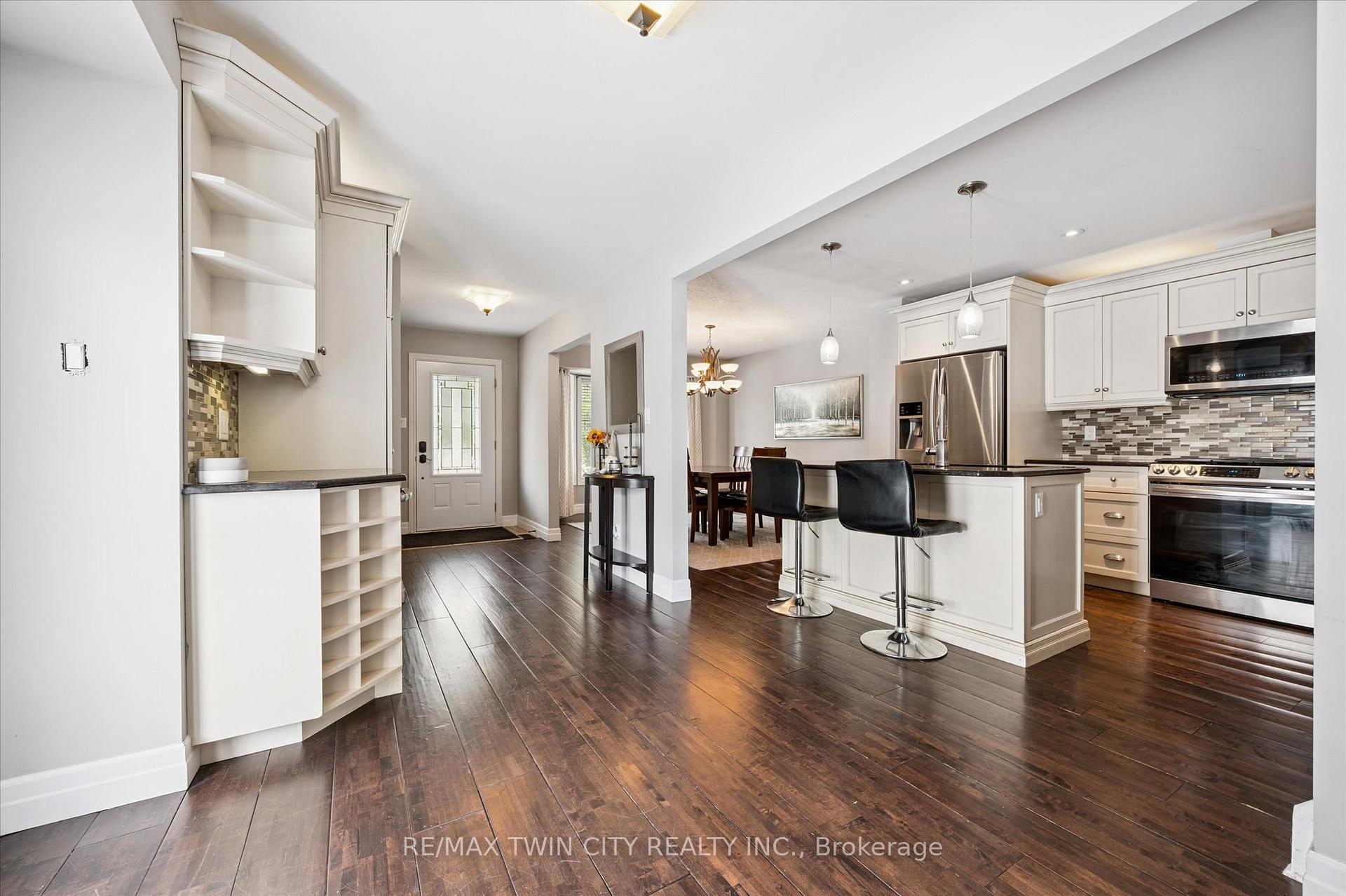 Photo 12 of 411 Bankside Crescent, Kitchener — HOMEH