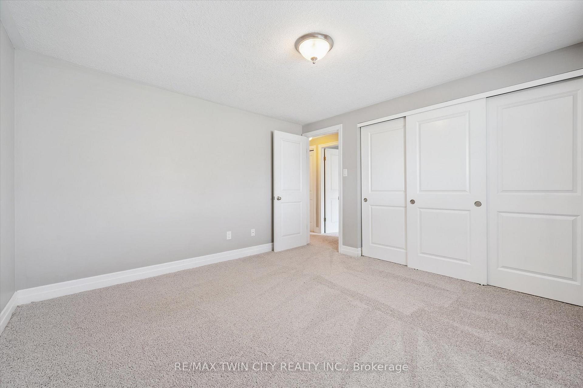 Photo 19 of 411 Bankside Crescent, Kitchener — HOMEH