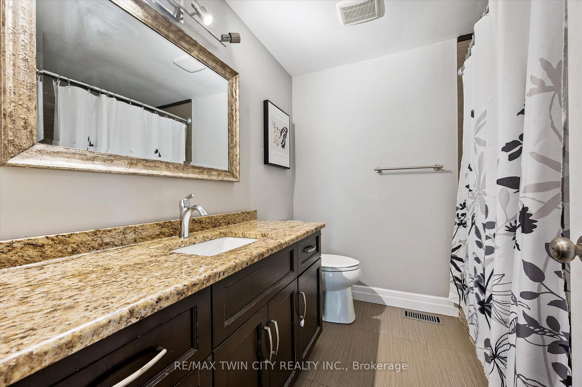 Photo 20 of 411 Bankside Crescent, Kitchener — HOMEH
