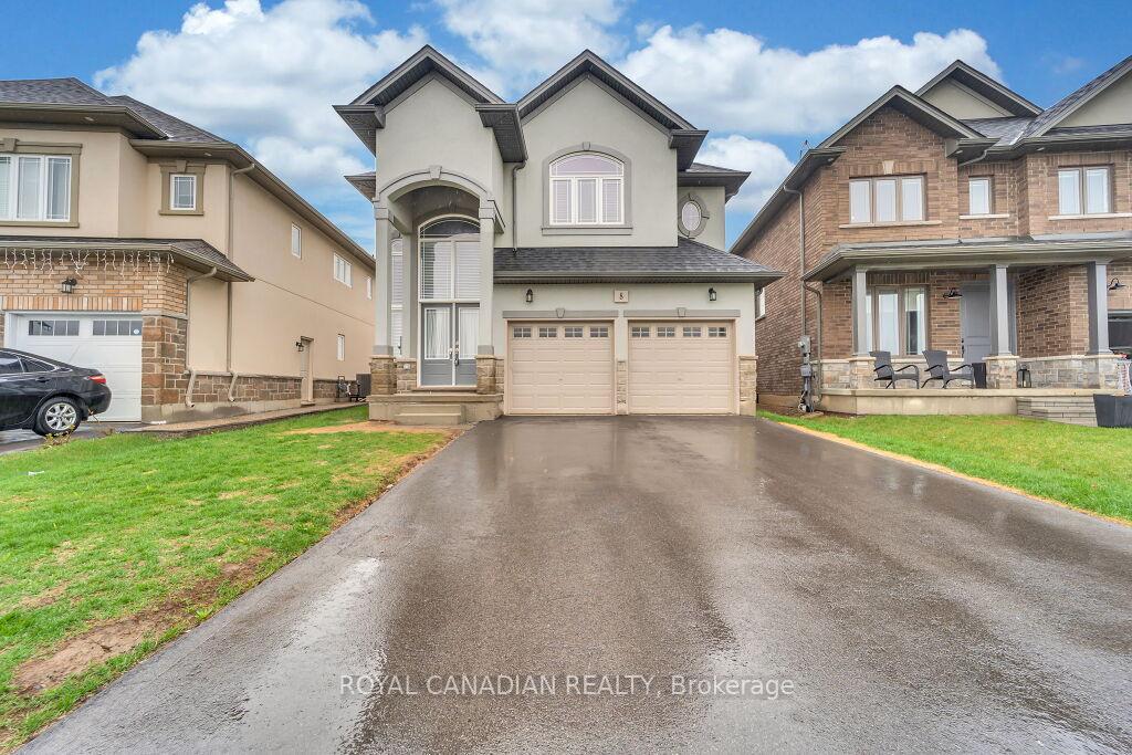 Photo 1 of 8 Dolomiti Court, Hamilton, Rural Glanbrook — HOMEH