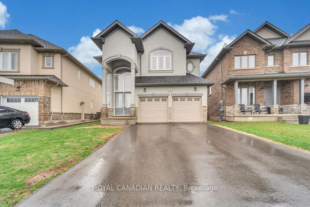 Photo 2 of 8 Dolomiti Court, Hamilton, Rural Glanbrook — HOMEH