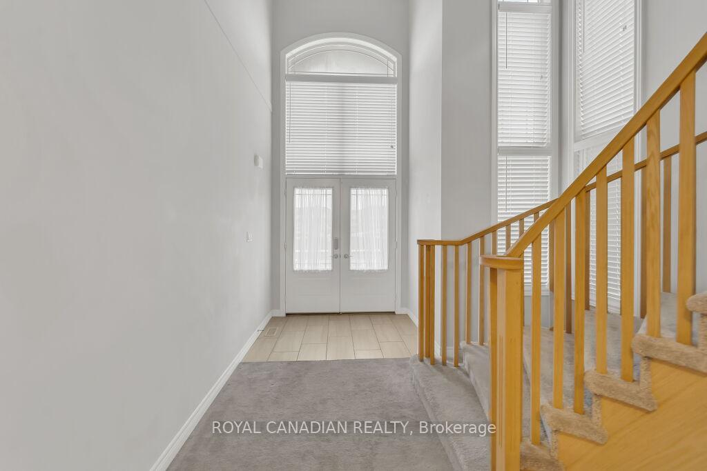 Photo 7 of 8 Dolomiti Court, Hamilton, Rural Glanbrook — HOMEH