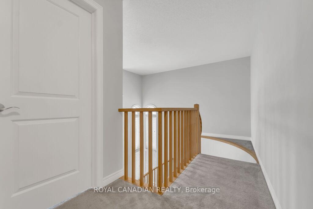 Photo 8 of 8 Dolomiti Court, Hamilton, Rural Glanbrook — HOMEH
