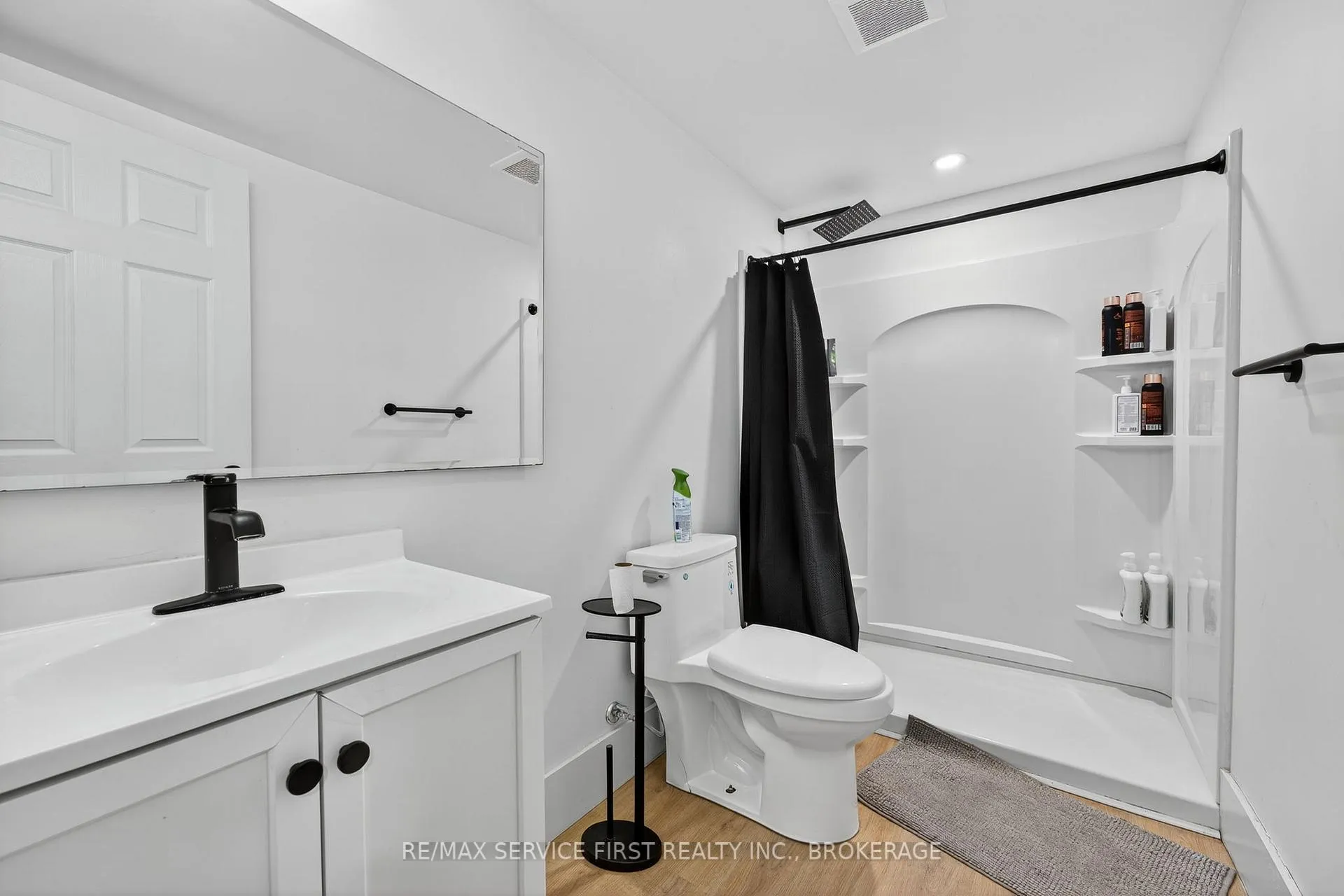 Photo 9 of 15 Foster Street, Kingston, Central City West — HOMEH