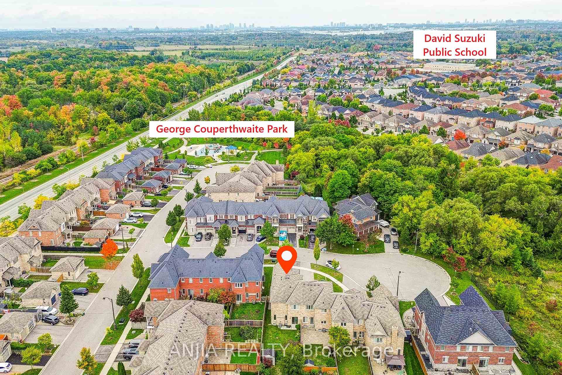 Photo 2 of 9 Moore's Court, Markham, Box Grove — HOMEH