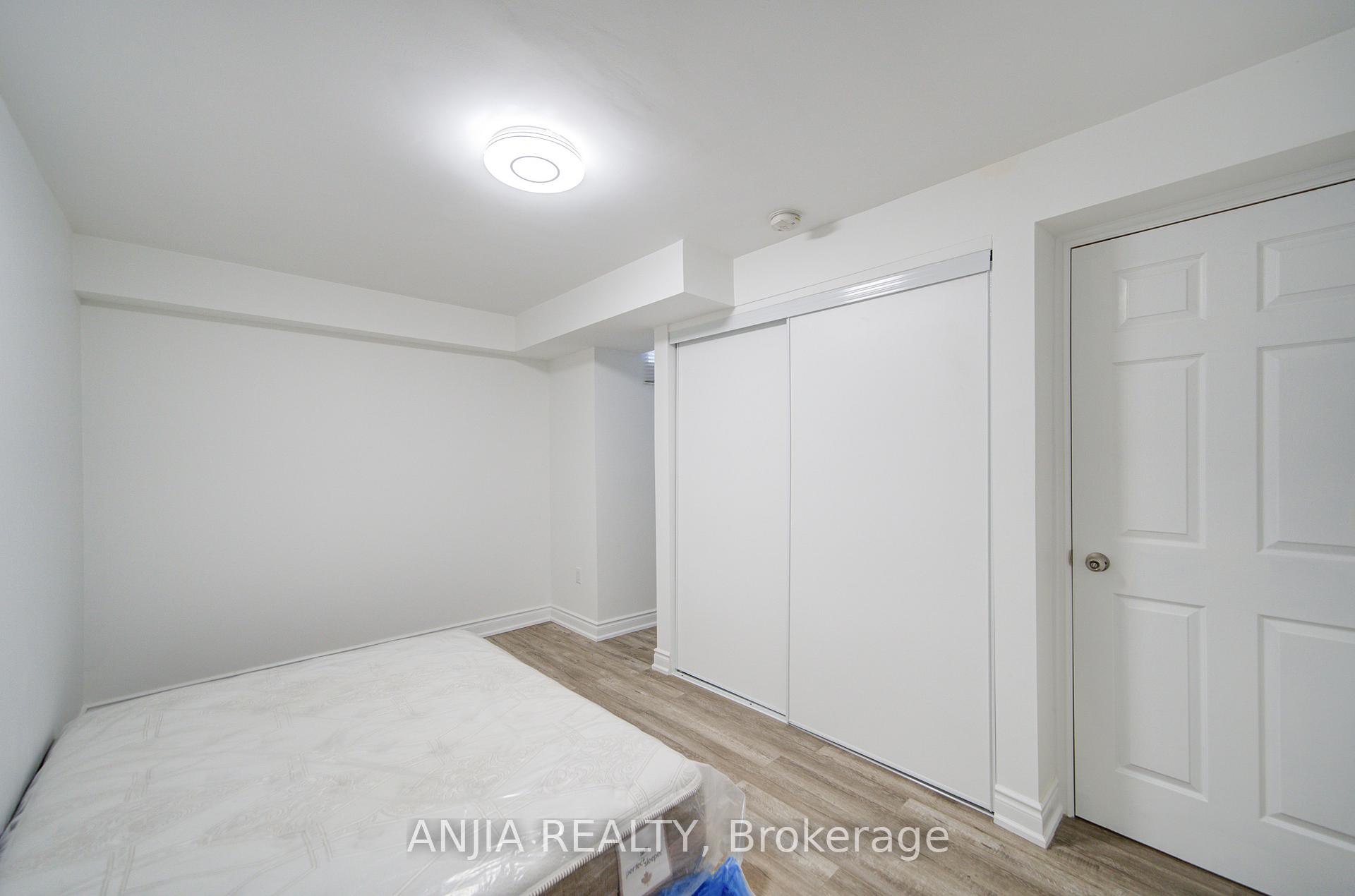 Photo 46 of 9 Moore's Court, Markham, Box Grove — HOMEH