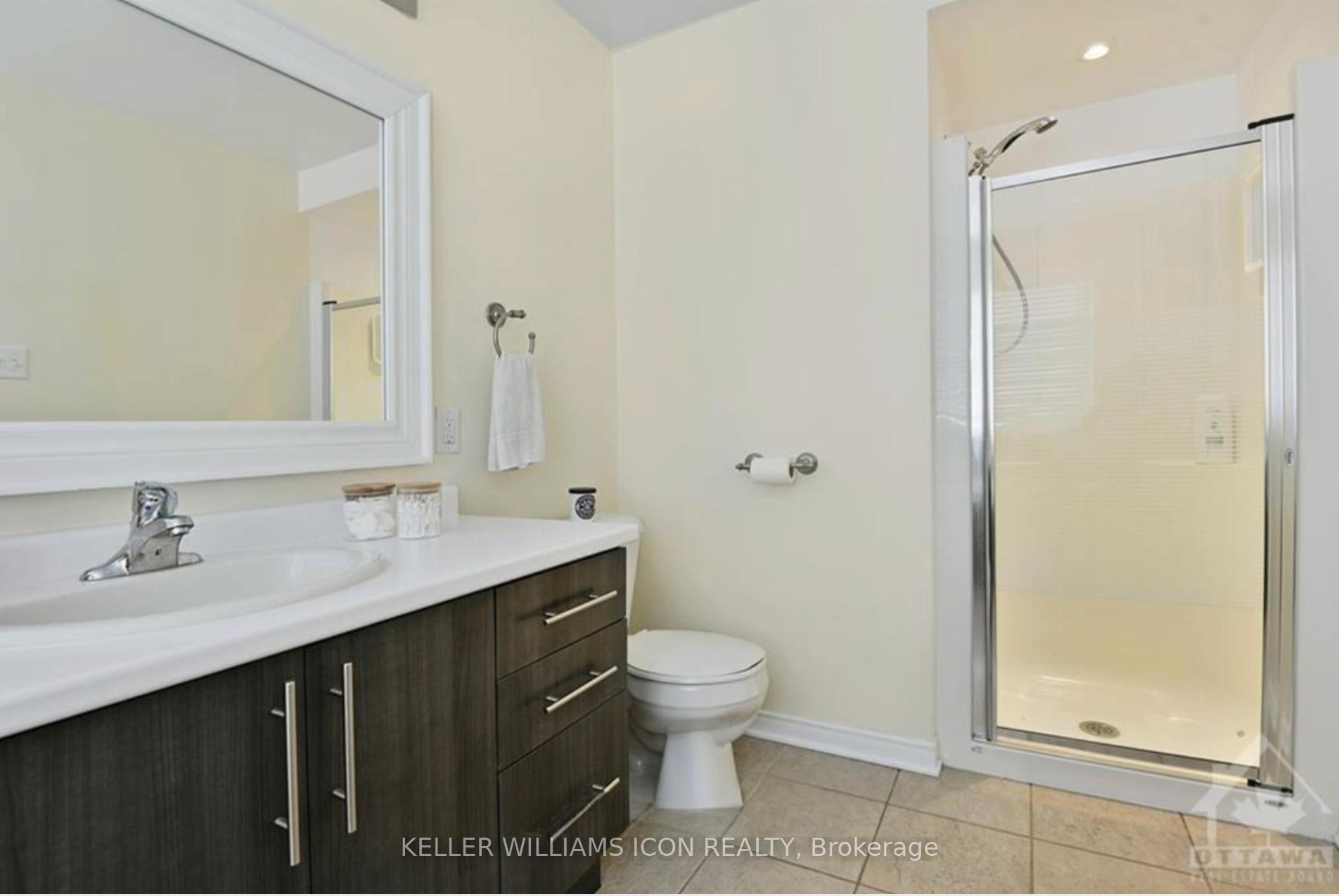 Photo 13 of 581 Pepperville Crescent, Ottawa, Kanata - Emerald Meadows/Trailwest — HOMEH
