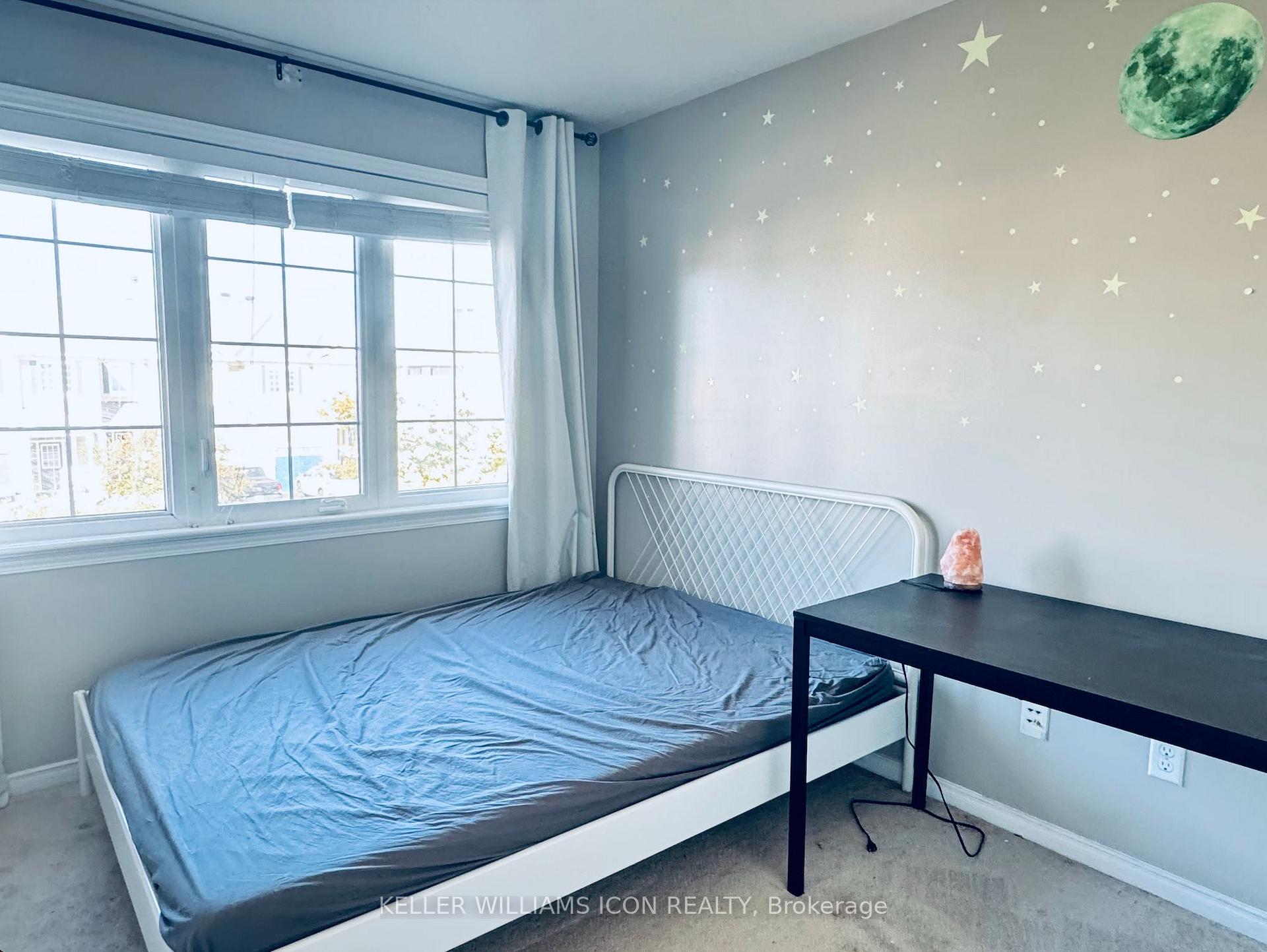 Photo 15 of 581 Pepperville Crescent, Ottawa, Kanata - Emerald Meadows/Trailwest — HOMEH