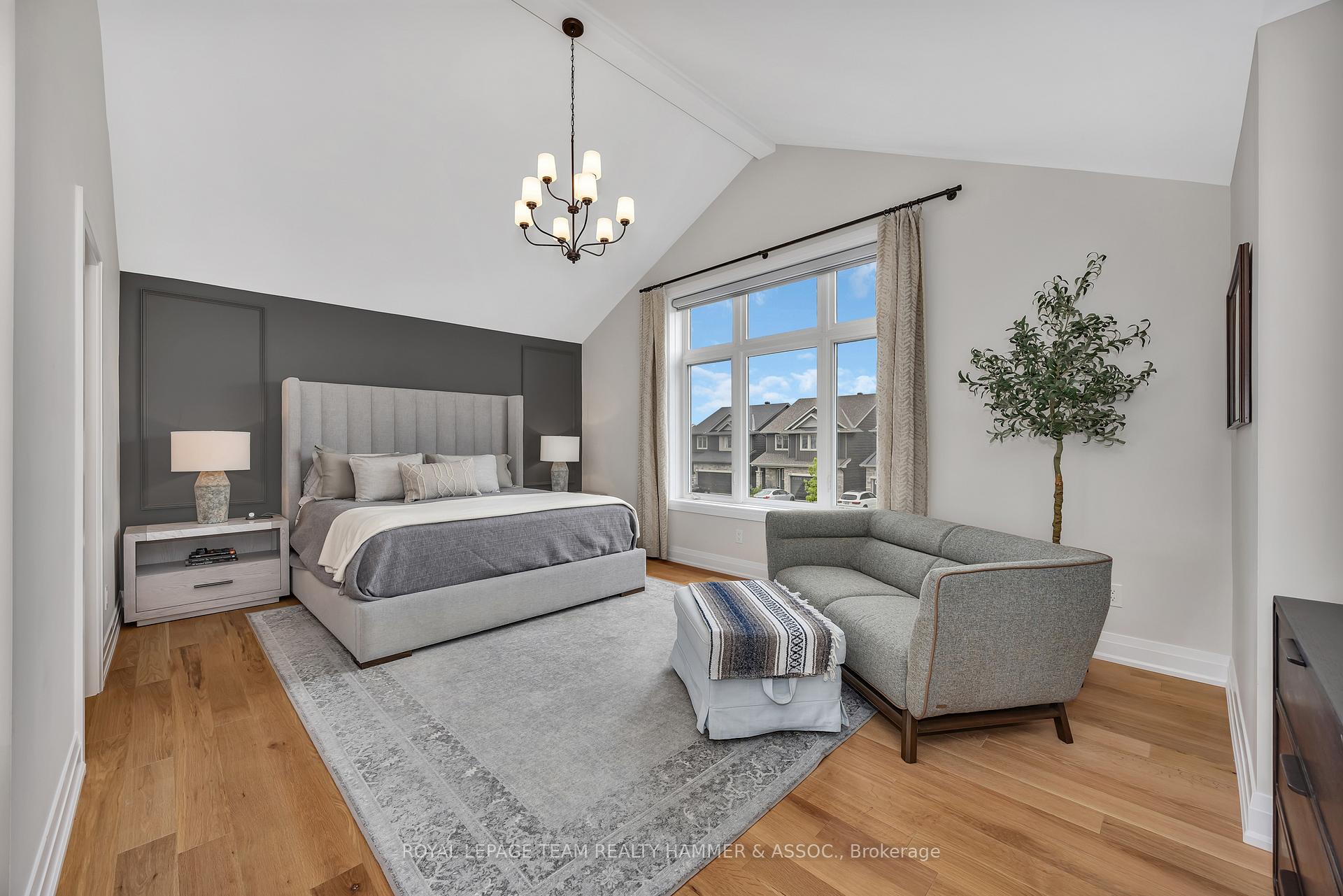 Photo 19 of 88 Defence Street, Ottawa, Kanata - Emerald Meadows/Trailwest — HOMEH