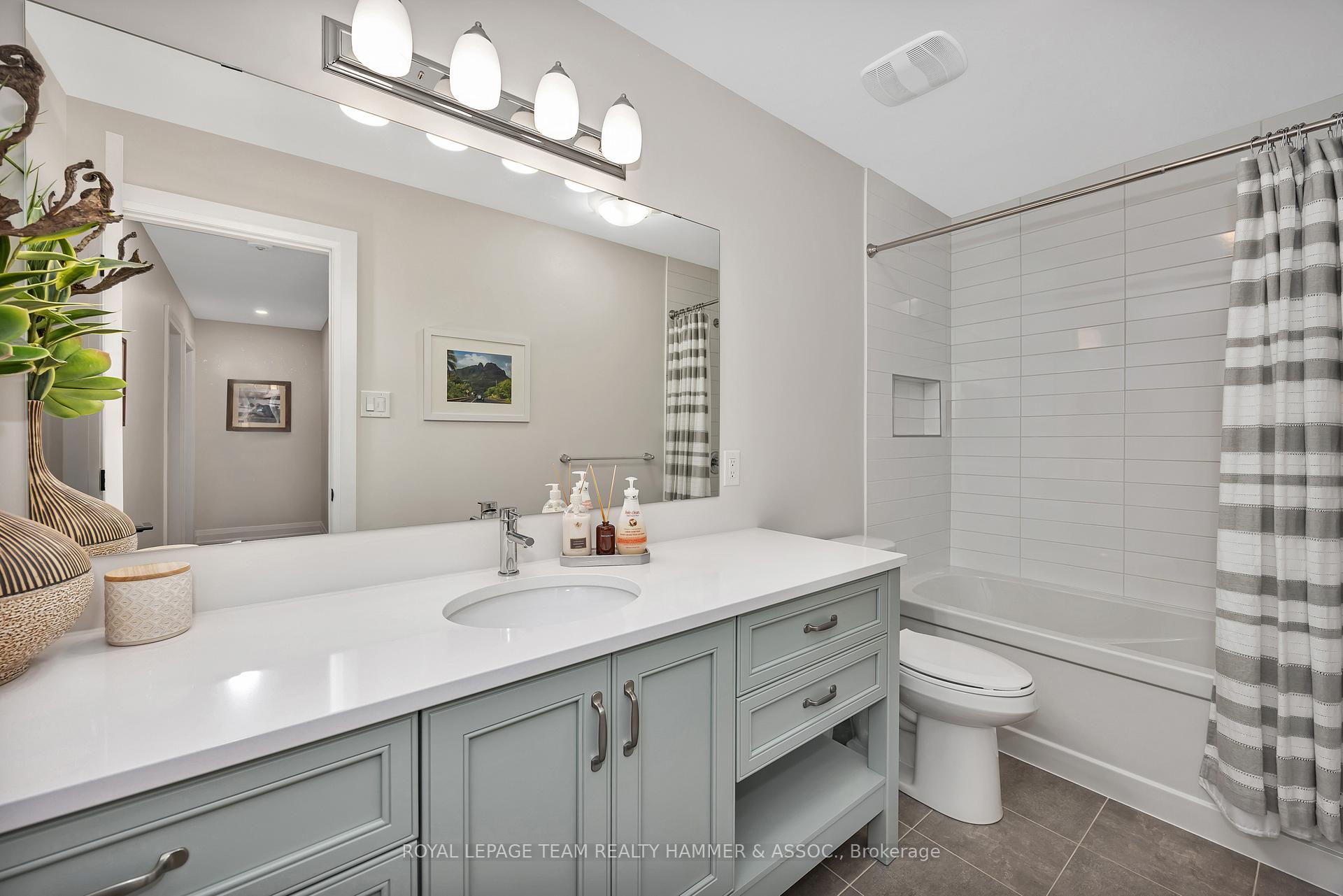 Photo 29 of 88 Defence Street, Ottawa, Kanata - Emerald Meadows/Trailwest — HOMEH