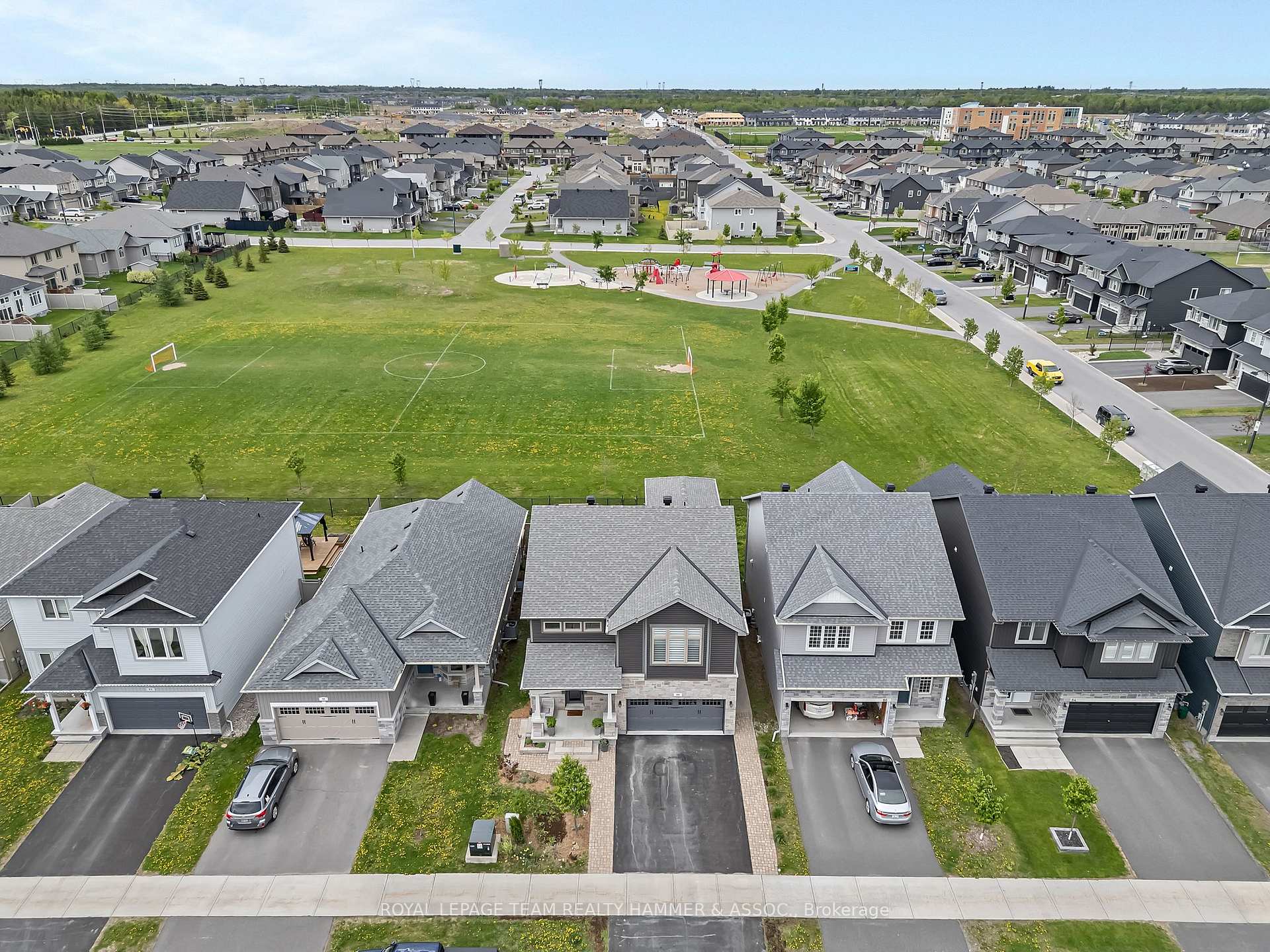 Photo 46 of 88 Defence Street, Ottawa, Kanata - Emerald Meadows/Trailwest — HOMEH