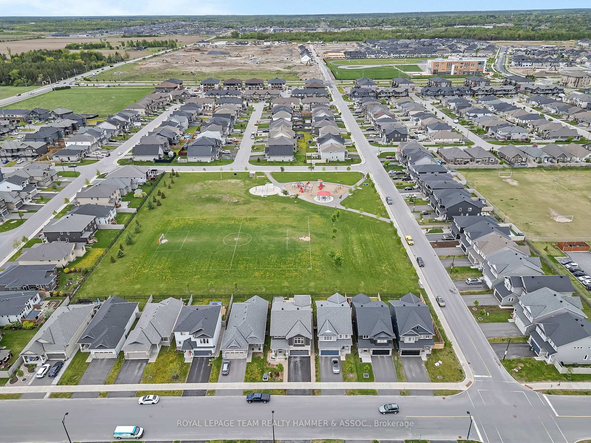 Photo 50 of 88 Defence Street, Ottawa, Kanata - Emerald Meadows/Trailwest — HOMEH