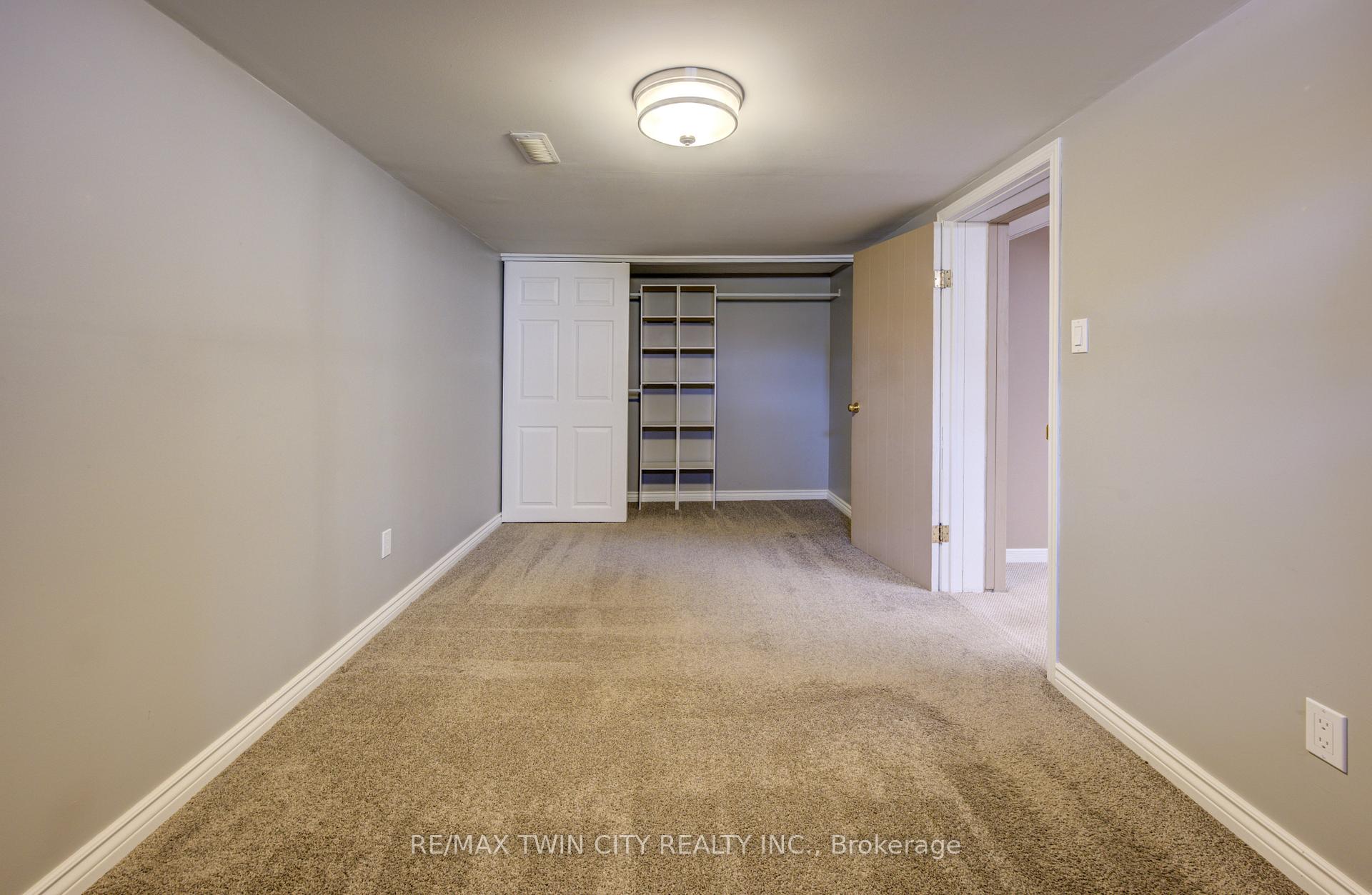 Photo 37 of 74 Lakeside Drive, Kitchener — HOMEH