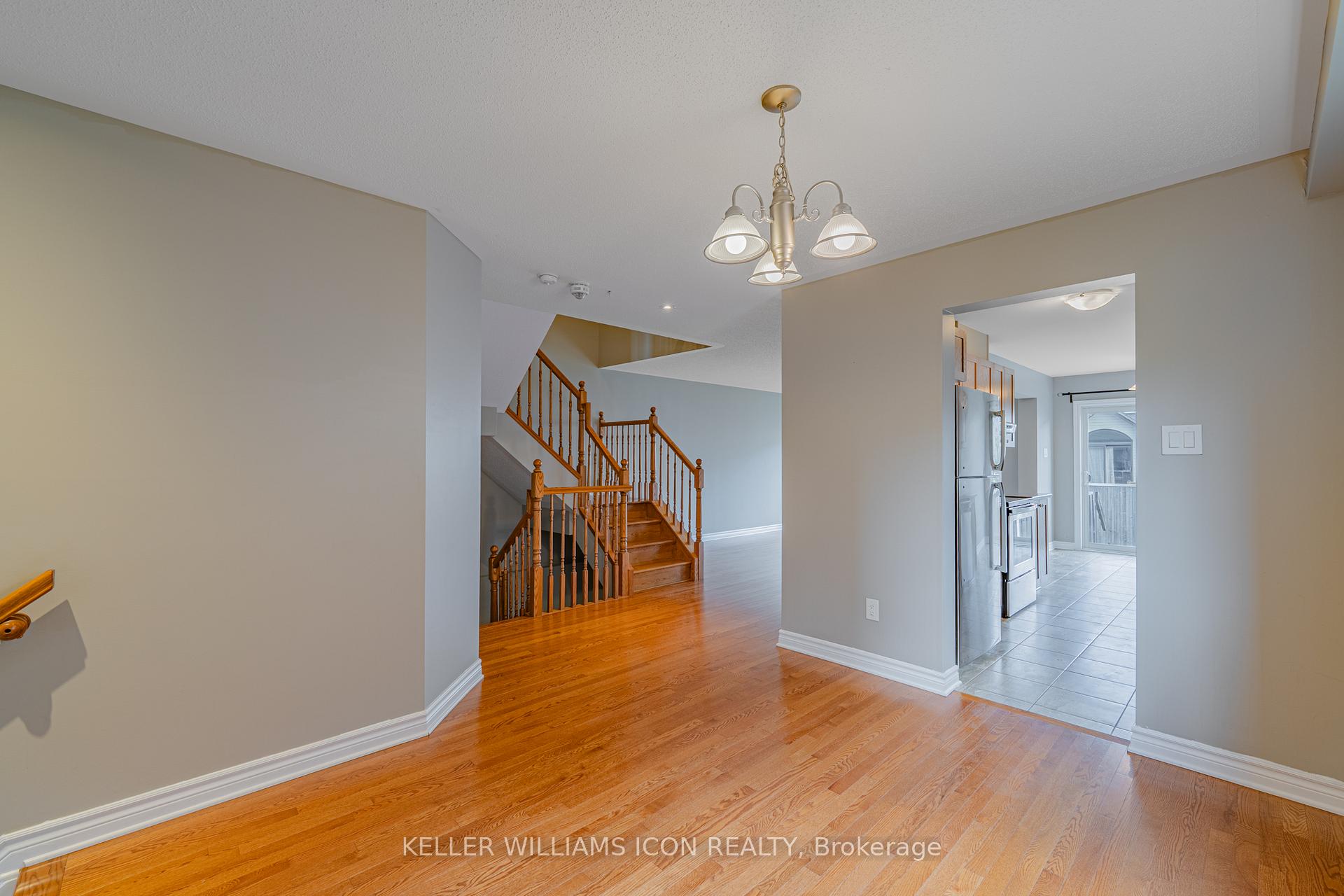 Photo 14 of 211 Halyard Way, Ottawa, Kanata - Kanata Lakes/Heritage Hills — HOMEH