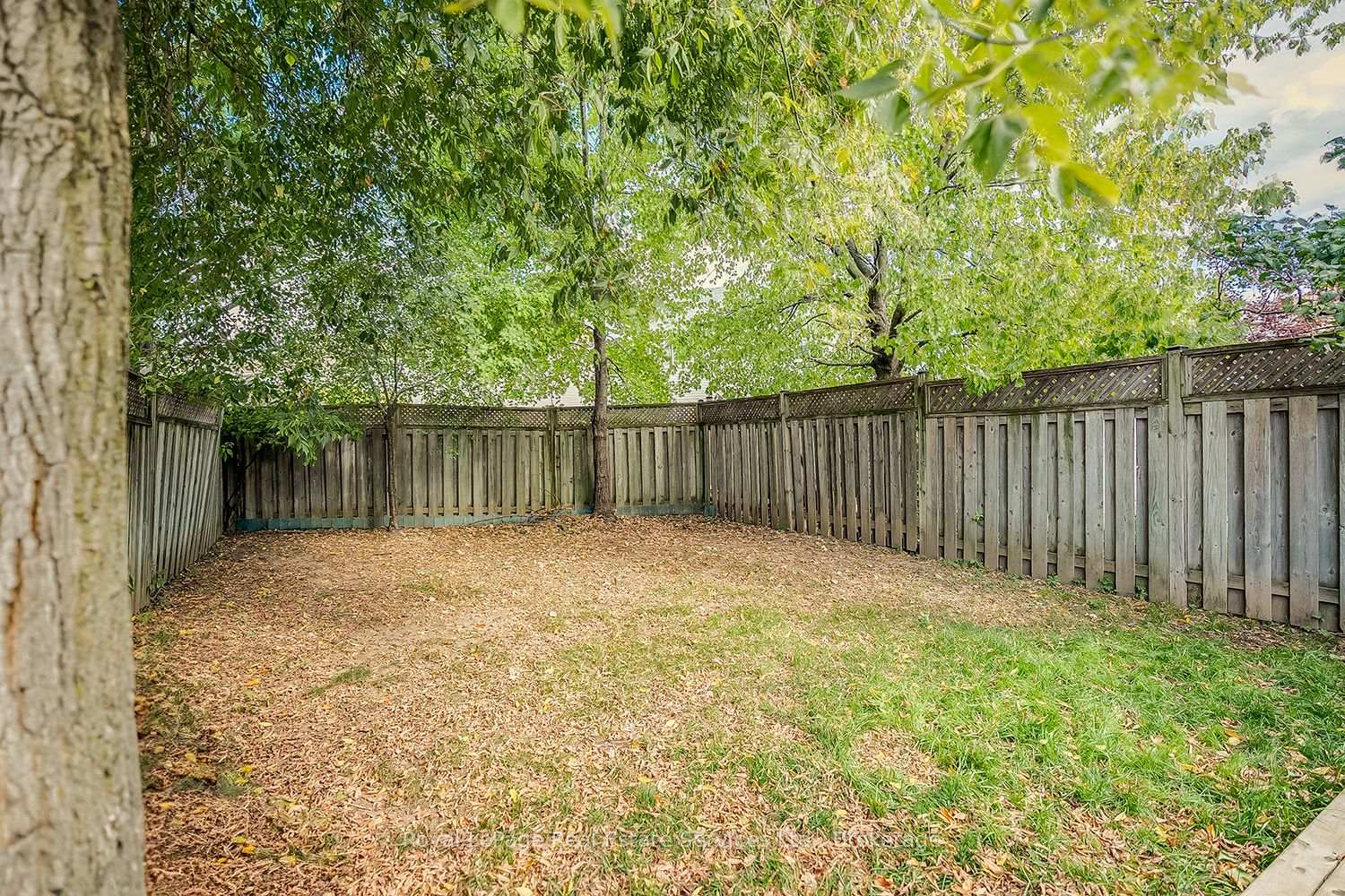 Photo 29 of 4 Thornlodge Drive, Hamilton, Waterdown — HOMEH