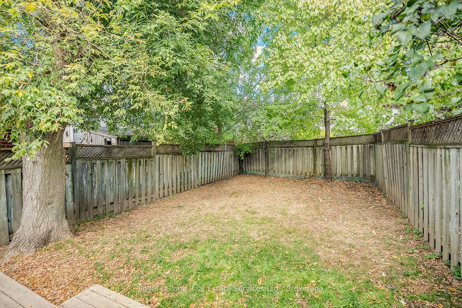 Photo 30 of 4 Thornlodge Drive, Hamilton, Waterdown — HOMEH