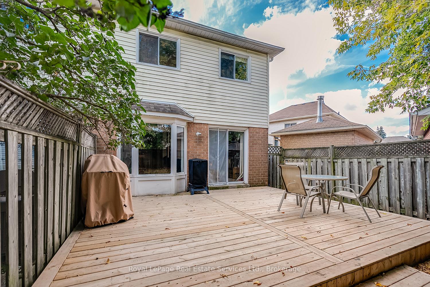 Photo 31 of 4 Thornlodge Drive, Hamilton, Waterdown — HOMEH