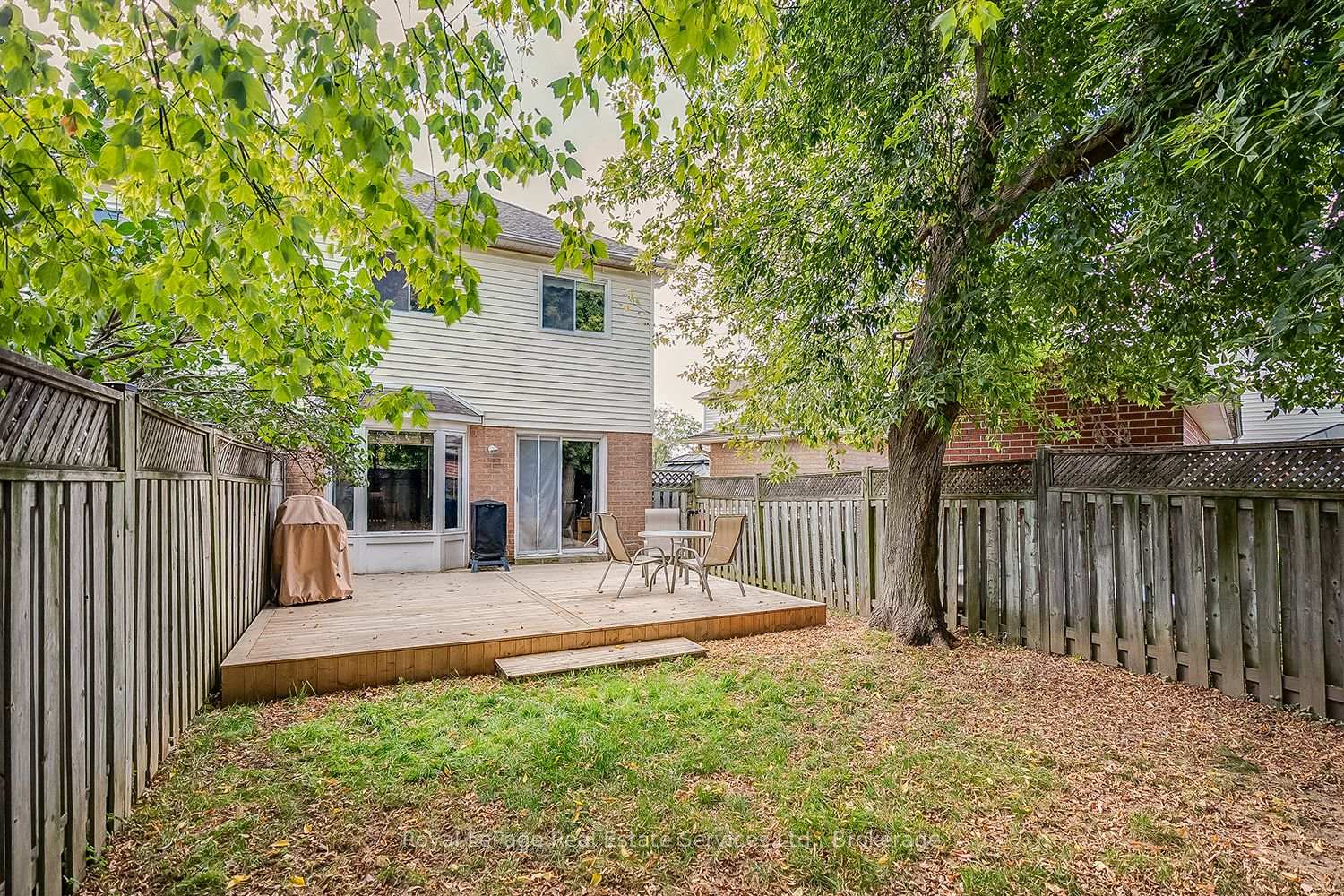 Photo 34 of 4 Thornlodge Drive, Hamilton, Waterdown — HOMEH