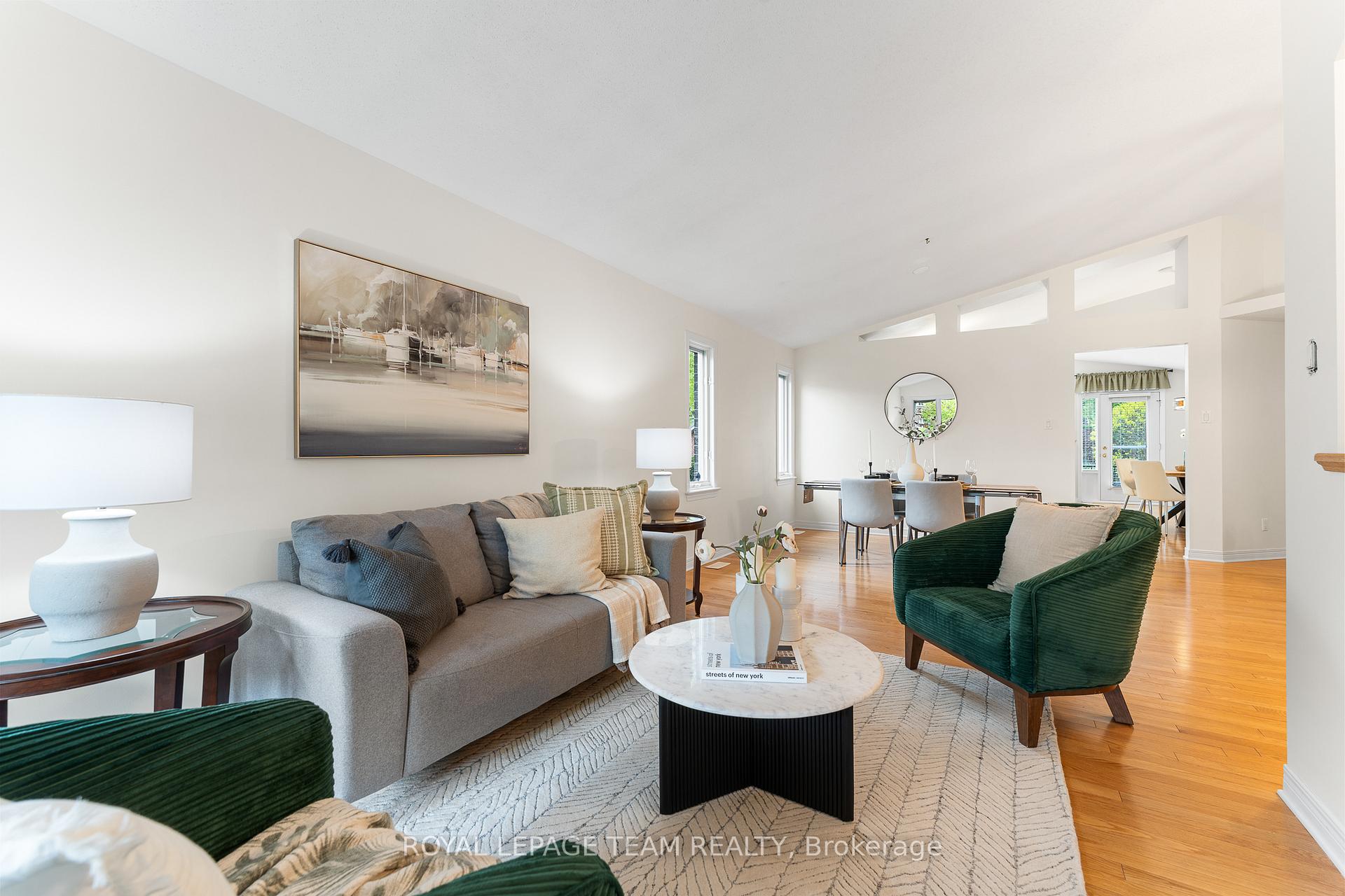 Photo 10 of 33 Waterthrush Crescent, Ottawa, Kanata - Bridlewood — HOMEH